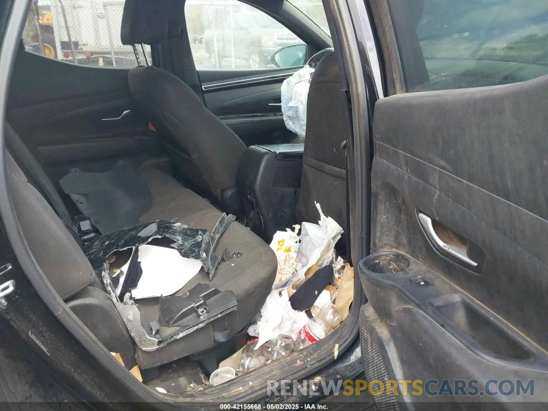 8 Photograph of a damaged car 5NTJCDAE5PH054650 HYUNDAI SANTA CRUZ 2023