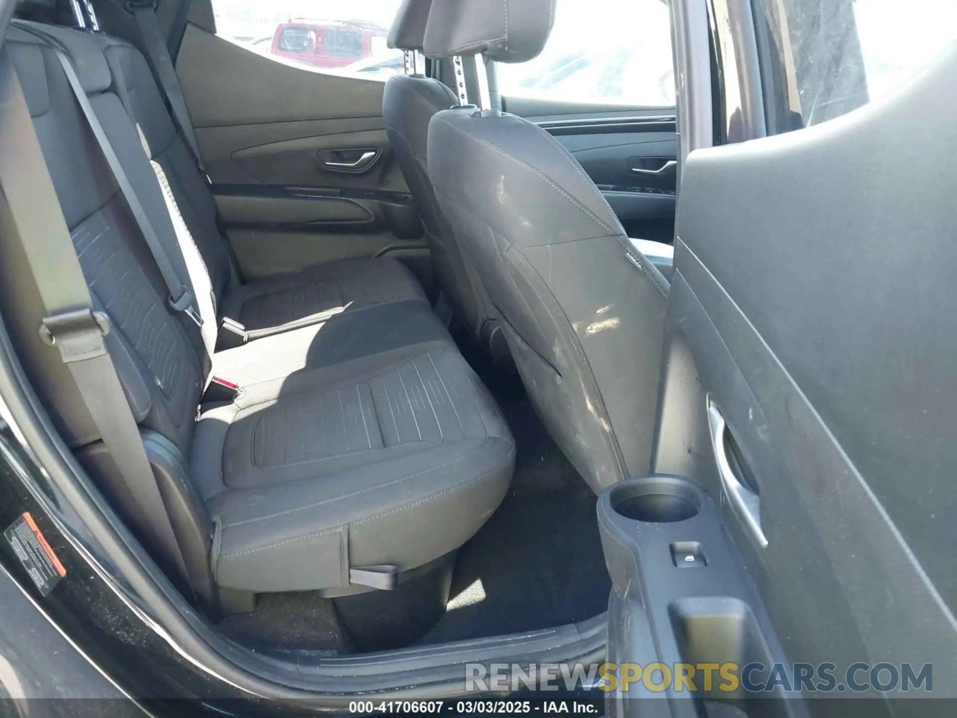 8 Photograph of a damaged car 5NTJCDAF0PH073034 HYUNDAI SANTA CRUZ 2023