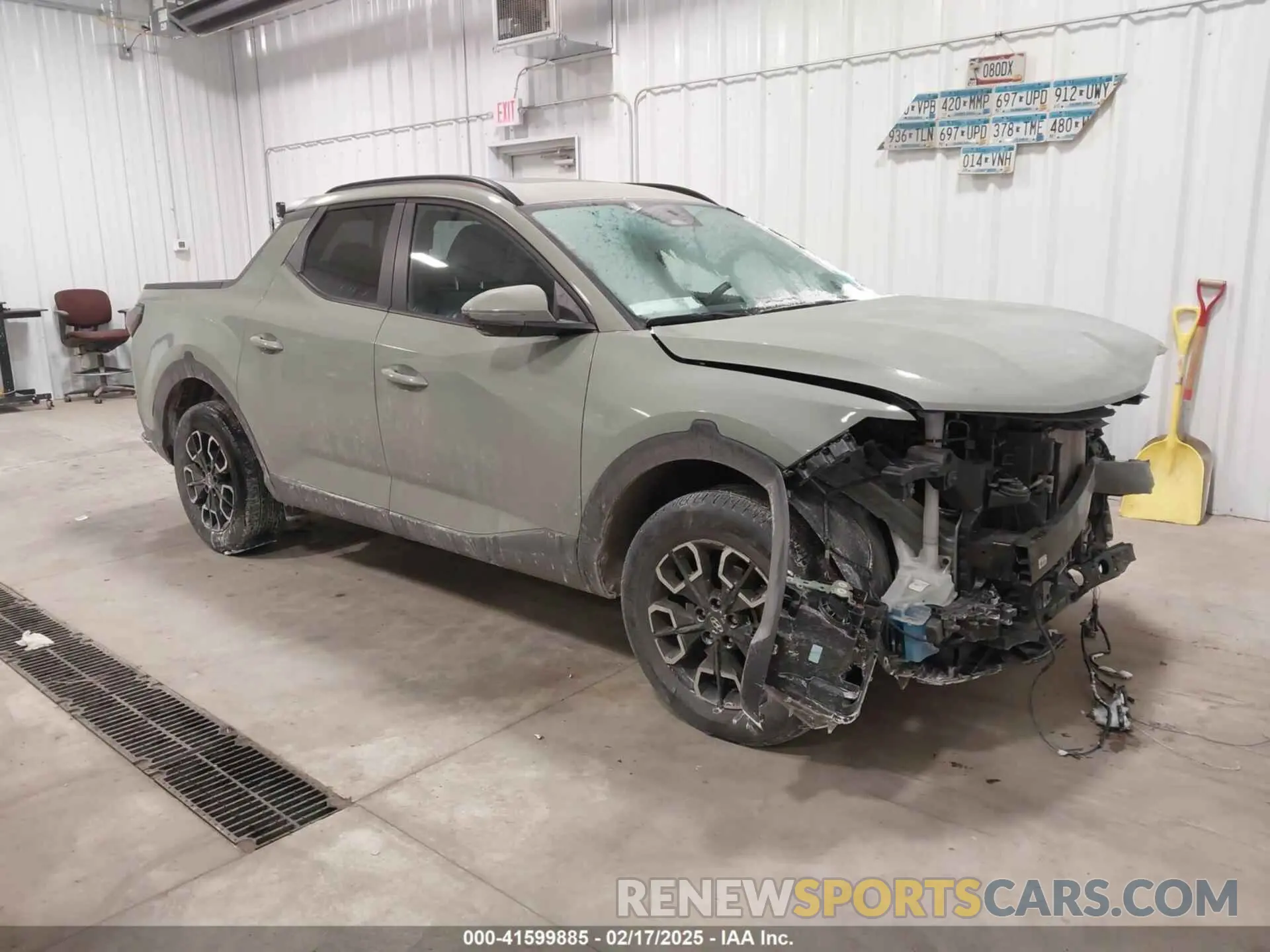 13 Photograph of a damaged car 5NTJDDAF5PH052824 HYUNDAI SANTA CRUZ 2023