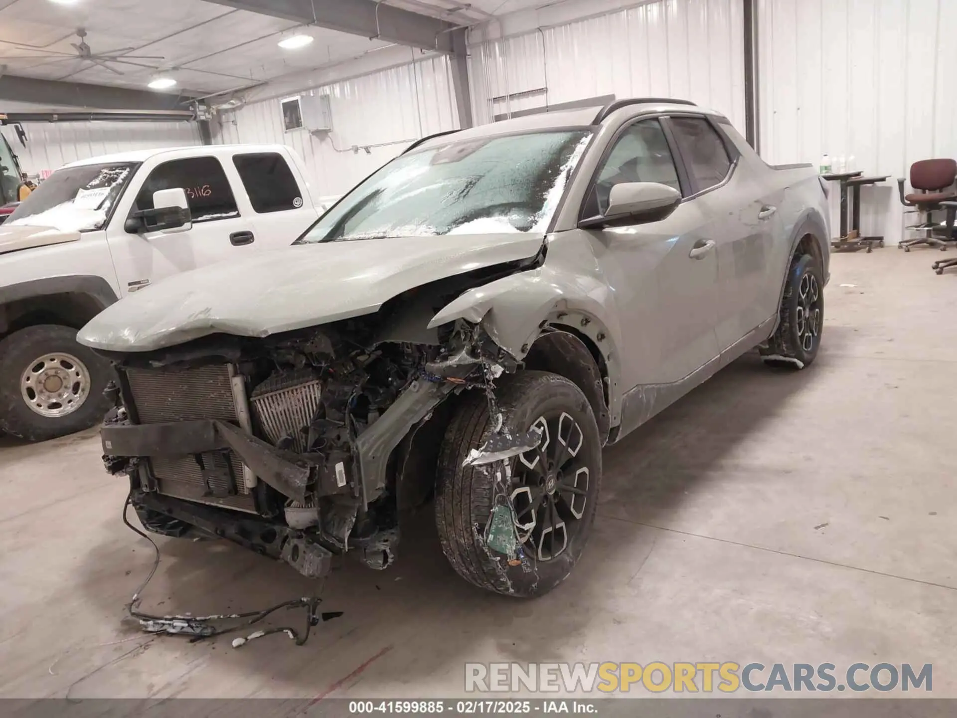 2 Photograph of a damaged car 5NTJDDAF5PH052824 HYUNDAI SANTA CRUZ 2023
