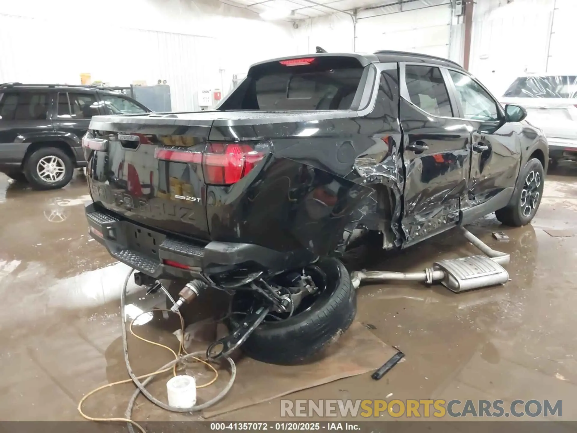 4 Photograph of a damaged car 5NTJDDAF9PH042362 HYUNDAI SANTA CRUZ 2023