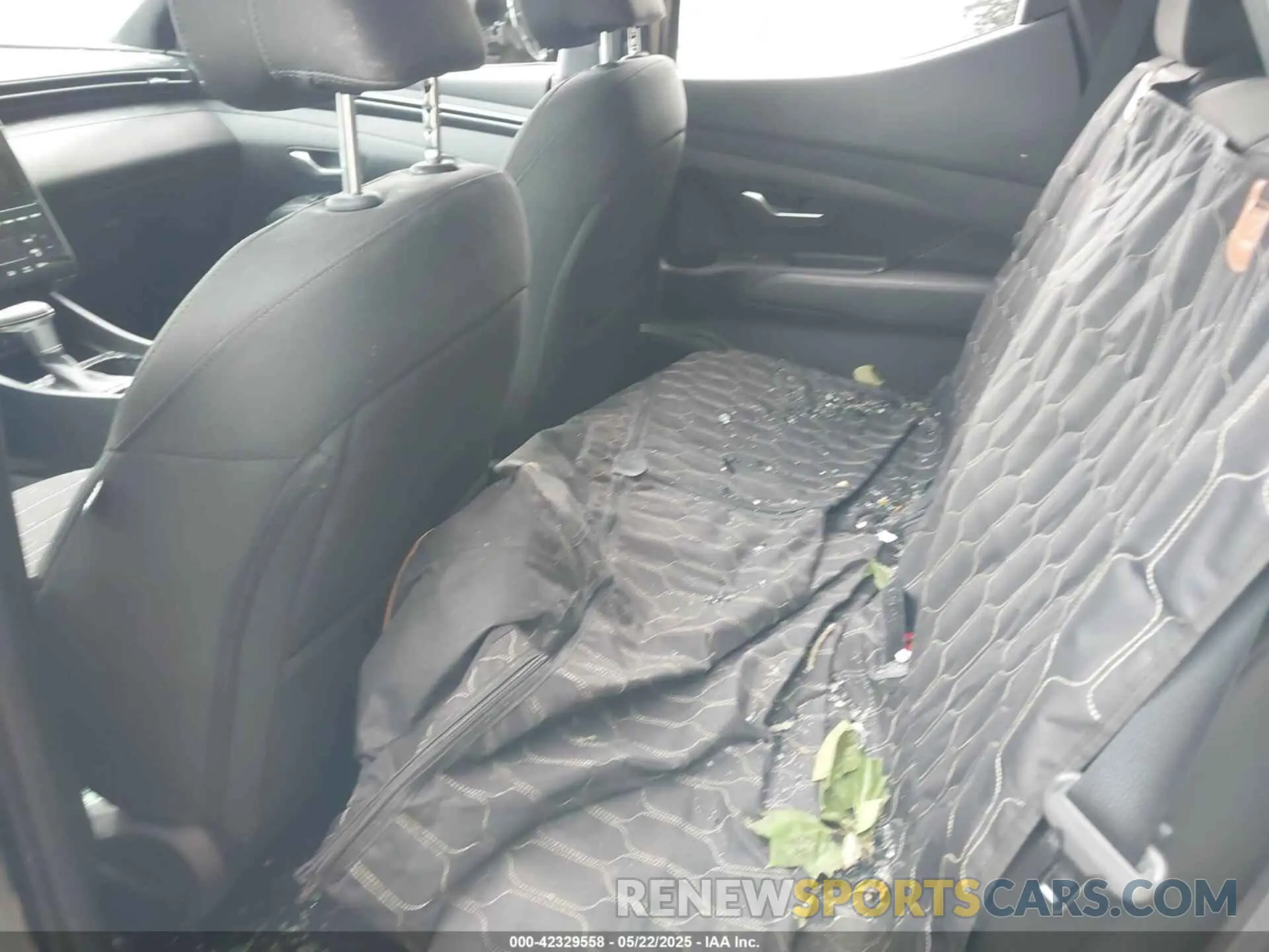 8 Photograph of a damaged car 5NTJDDAF9PH068394 HYUNDAI SANTA CRUZ 2023