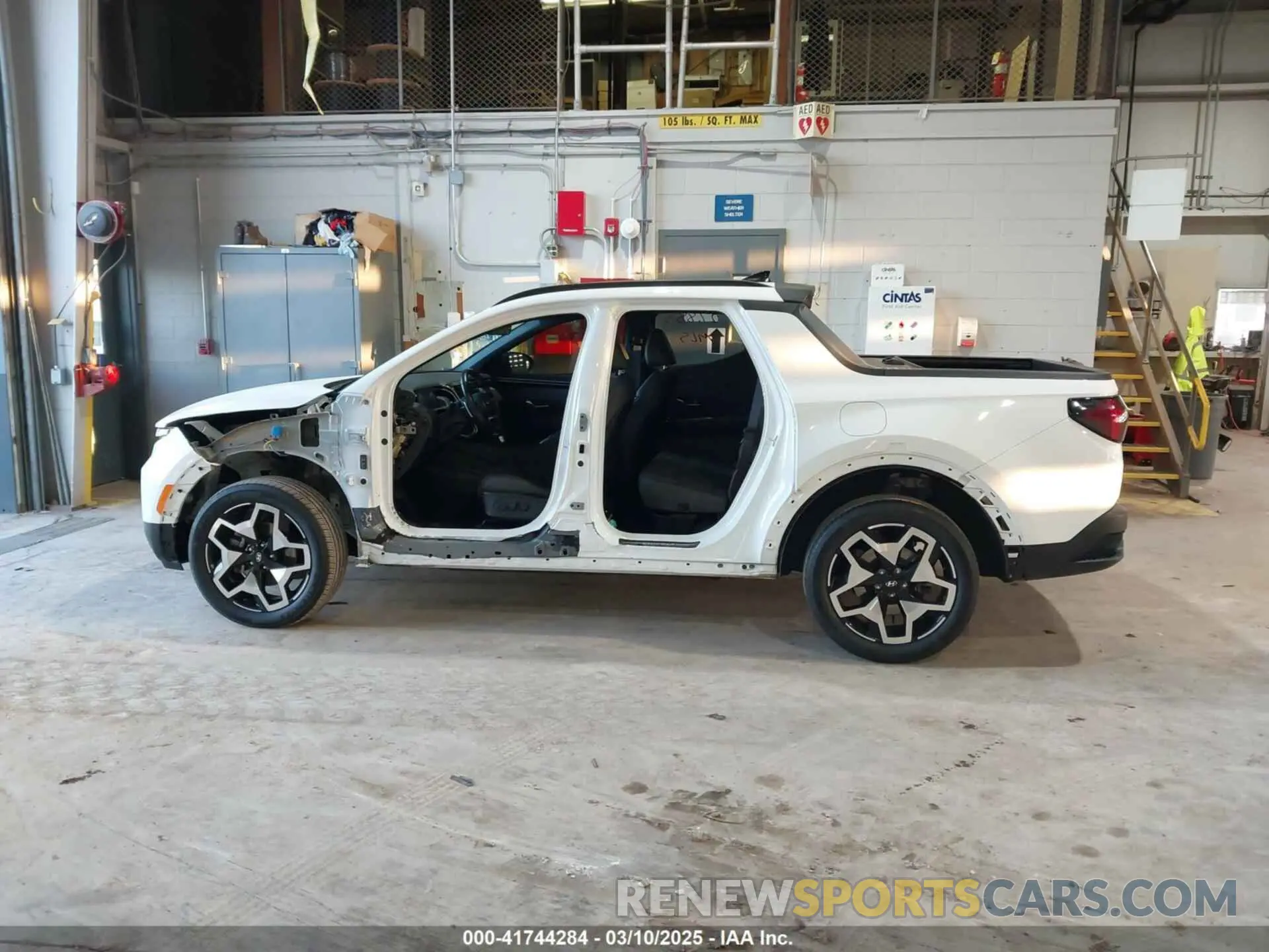15 Photograph of a damaged car 5NTJEDAF9PH055397 HYUNDAI SANTA CRUZ 2023