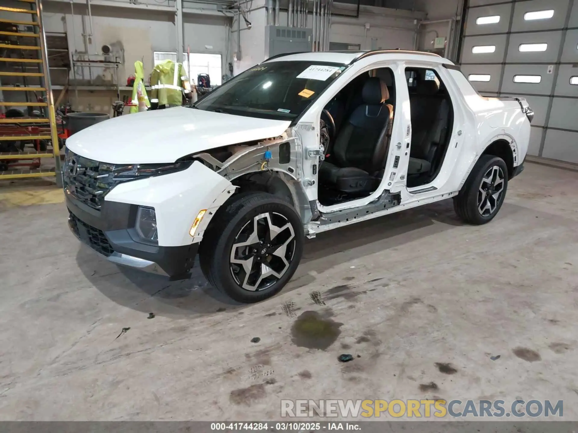 2 Photograph of a damaged car 5NTJEDAF9PH055397 HYUNDAI SANTA CRUZ 2023