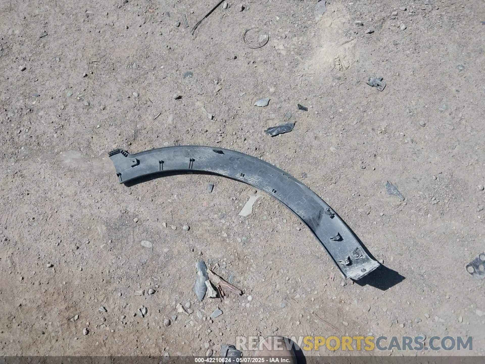 12 Photograph of a damaged car 5NTJADDE0RH108814 HYUNDAI SANTA CRUZ 2024