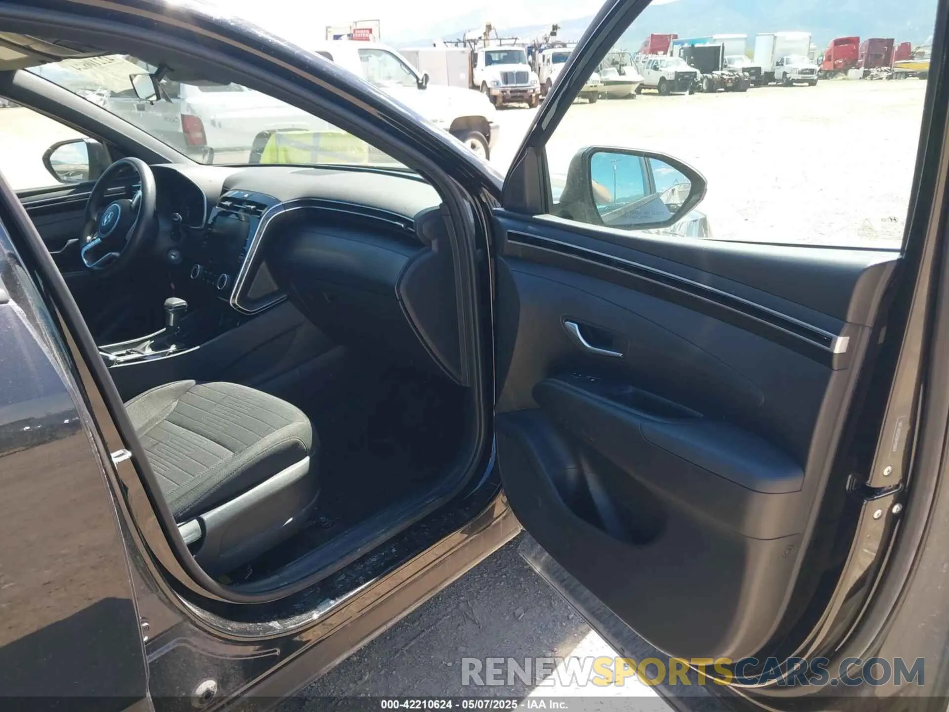 5 Photograph of a damaged car 5NTJADDE0RH108814 HYUNDAI SANTA CRUZ 2024