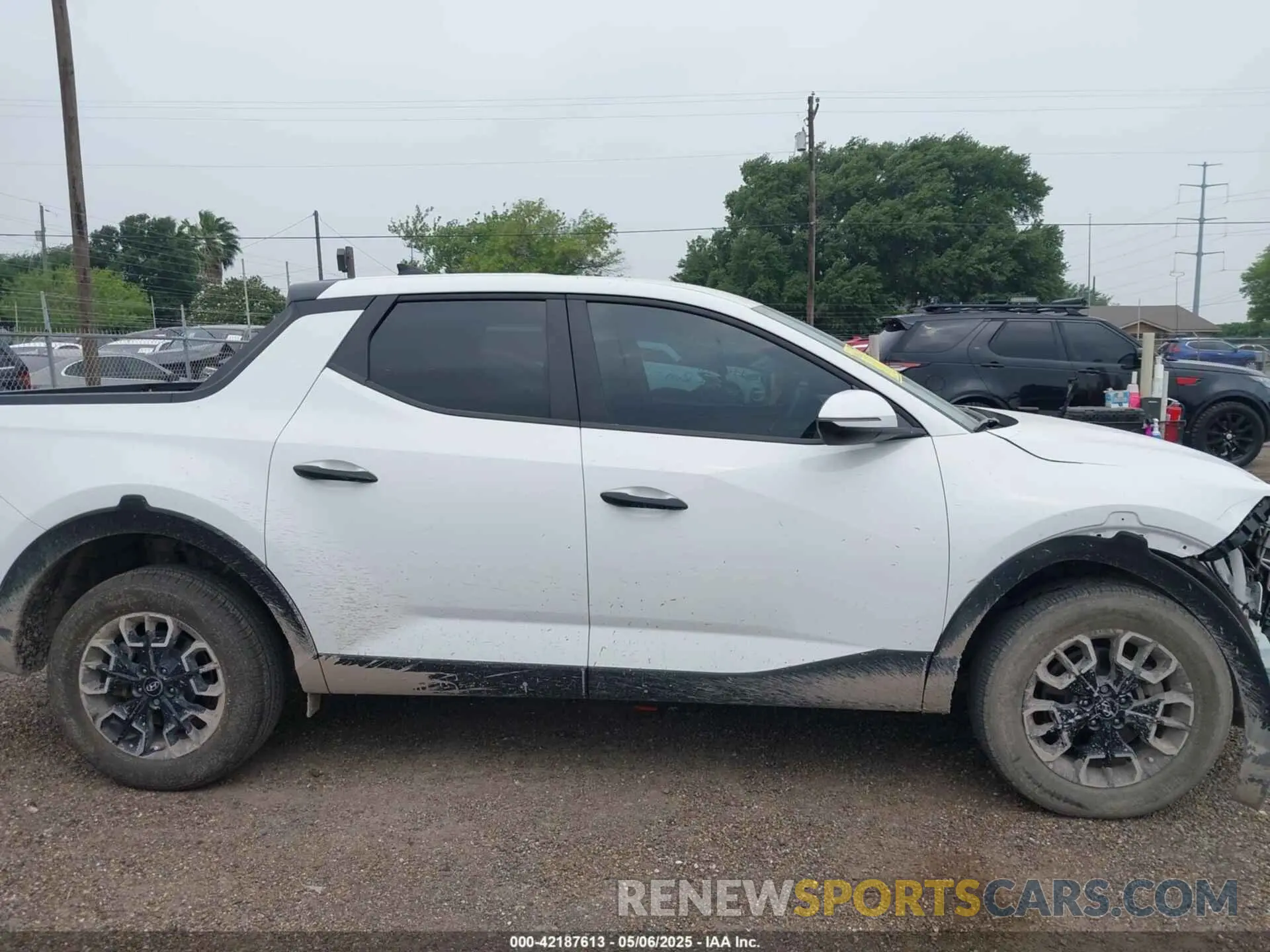 13 Photograph of a damaged car 5NTJB4AE5RH099268 HYUNDAI SANTA CRUZ 2024