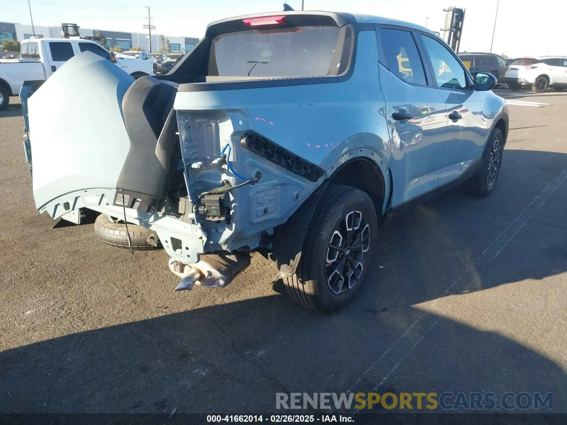 4 Photograph of a damaged car 5NTJB4DE2RH113476 HYUNDAI SANTA CRUZ 2024