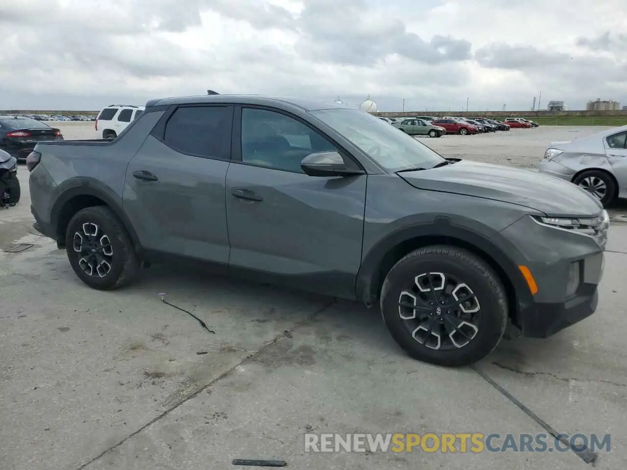 4 Photograph of a damaged car 5NTJB4DE7RH113652 HYUNDAI SANTA CRUZ 2024