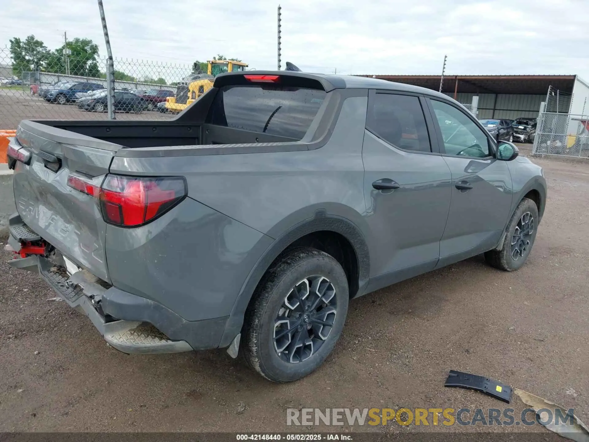 4 Photograph of a damaged car 5NTJB4DE7RH119497 HYUNDAI SANTA CRUZ 2024