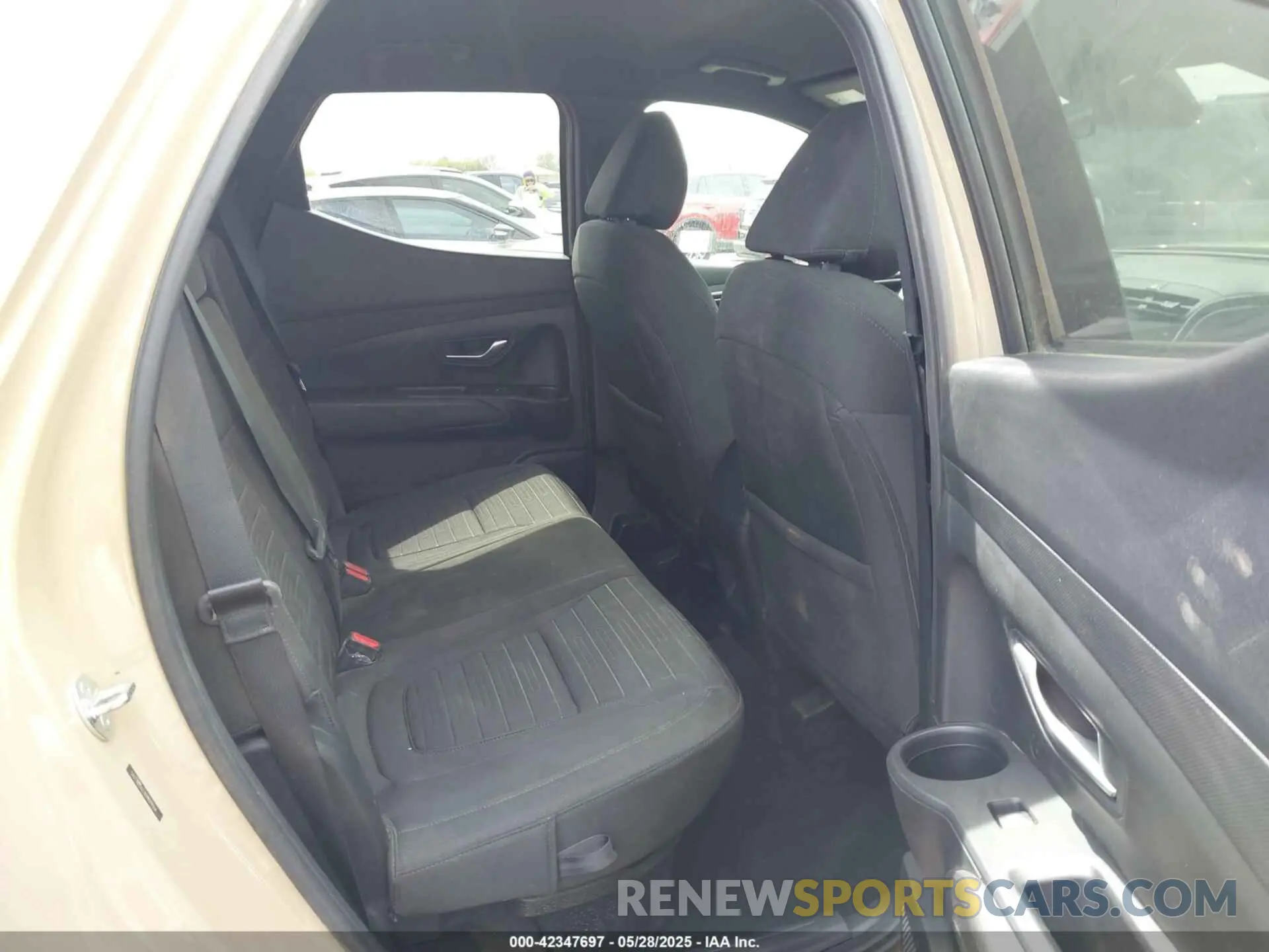 8 Photograph of a damaged car 5NTJBDAE4RH099164 HYUNDAI SANTA CRUZ 2024
