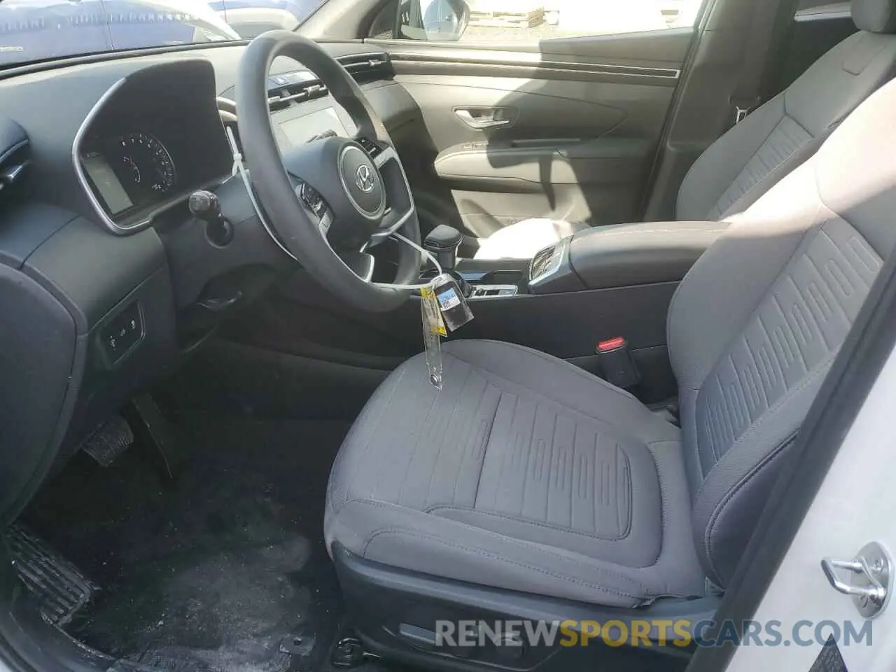 7 Photograph of a damaged car 5NTJBDDE4RH121482 HYUNDAI SANTA CRUZ 2024