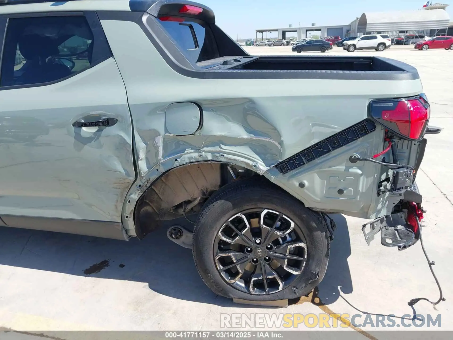 6 Photograph of a damaged car 5NTJC4AE2RH095742 HYUNDAI SANTA CRUZ 2024