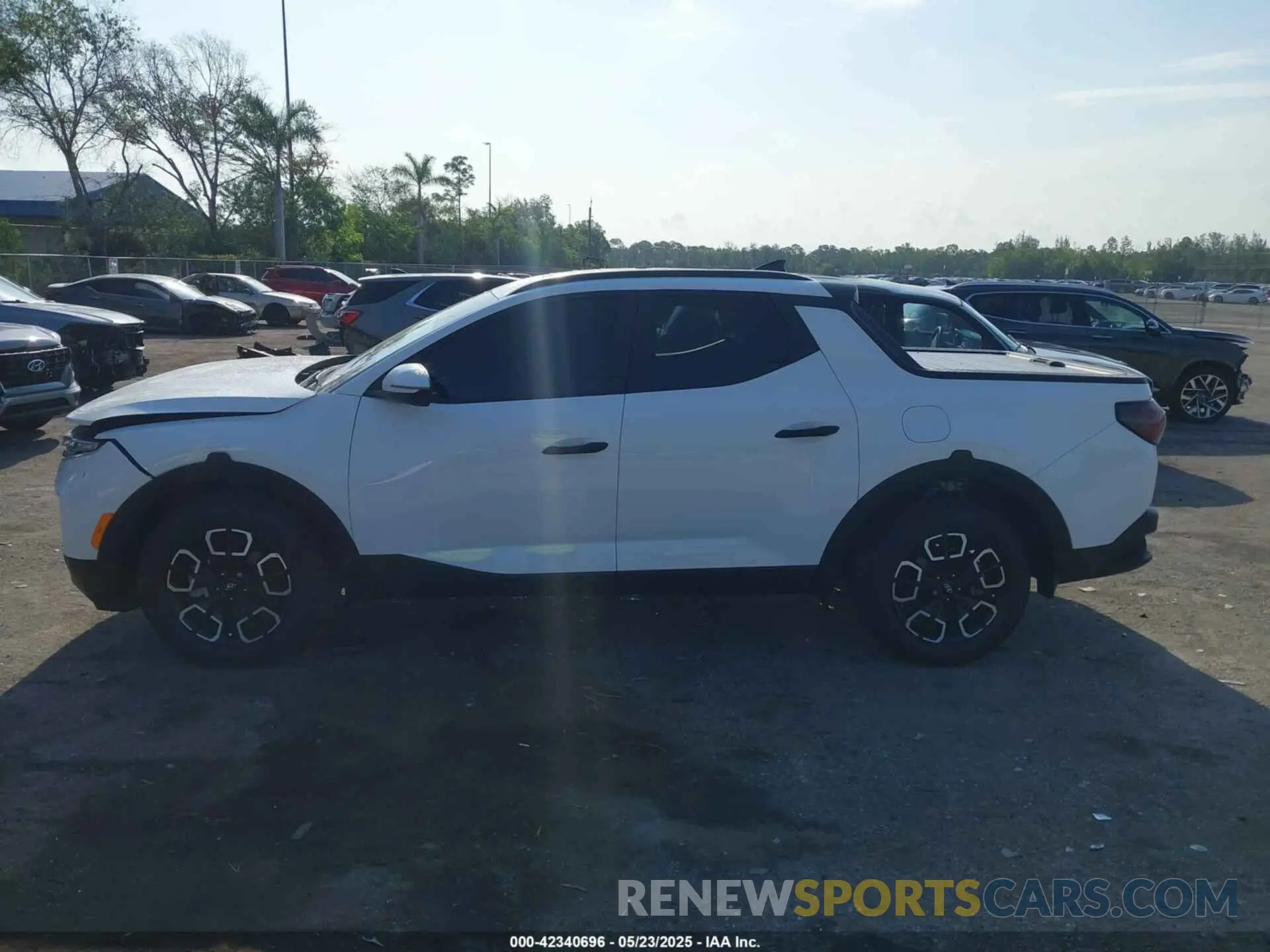14 Photograph of a damaged car 5NTJC4DE6RH117737 HYUNDAI SANTA CRUZ 2024