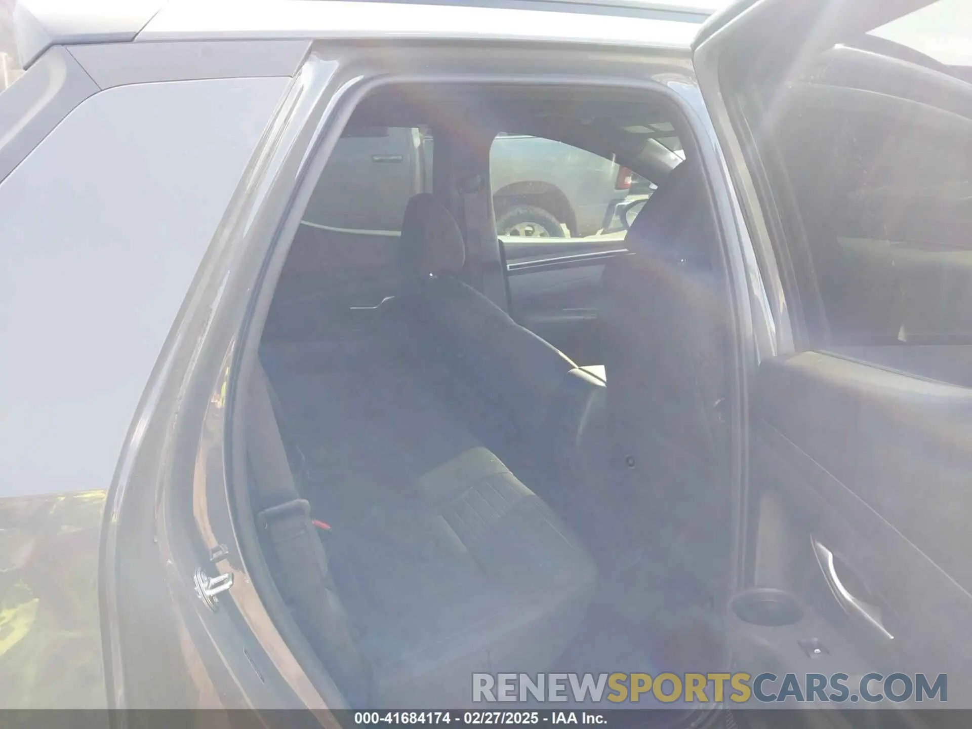 8 Photograph of a damaged car 5NTJCDAE2RH078830 HYUNDAI SANTA CRUZ 2024