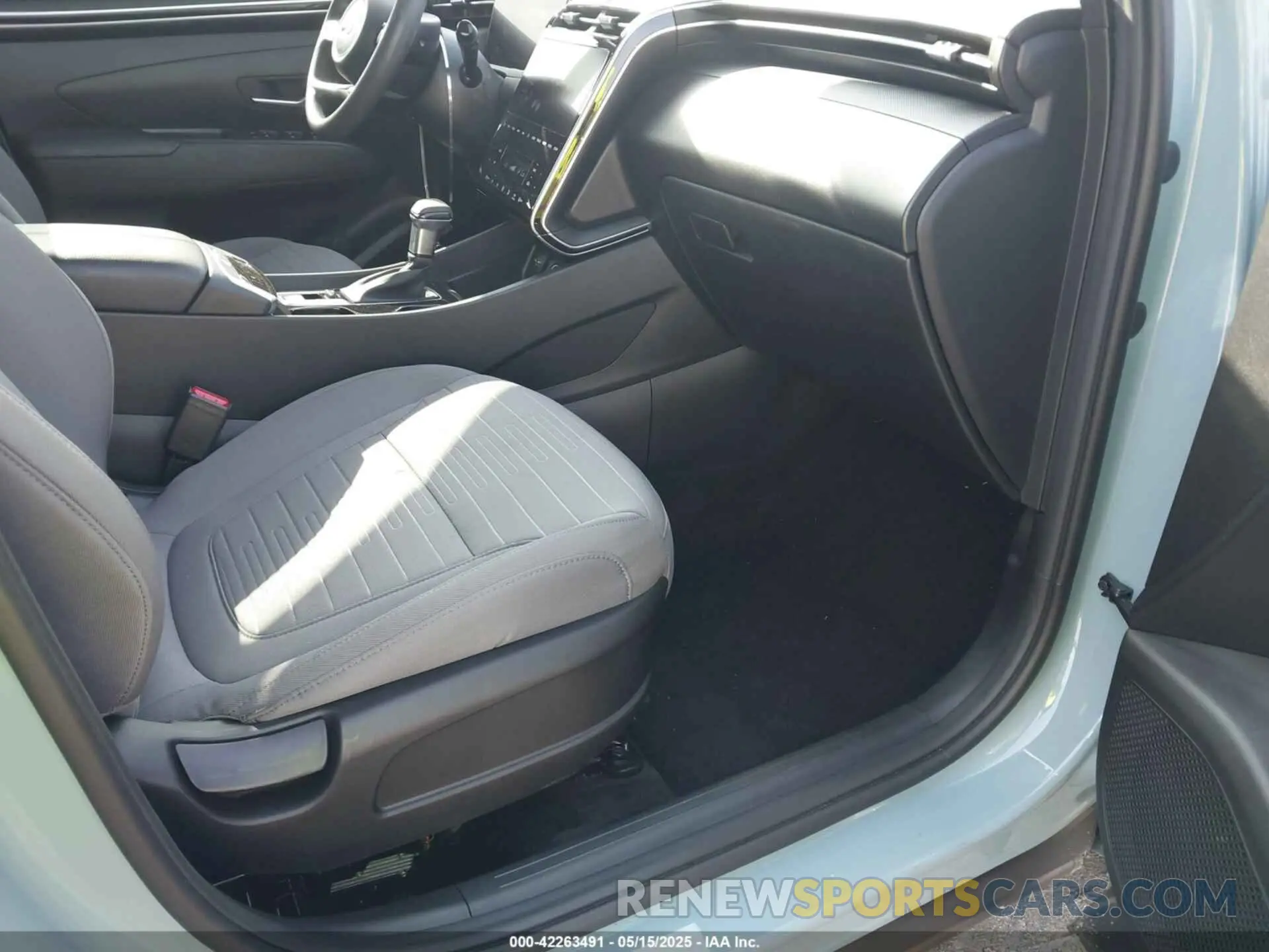 5 Photograph of a damaged car 5NTJCDAE9RH094846 HYUNDAI SANTA CRUZ 2024