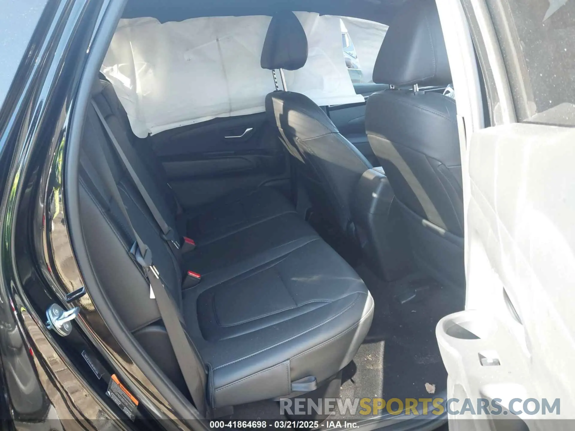 8 Photograph of a damaged car 5NTJCDAF4RH097646 HYUNDAI SANTA CRUZ 2024