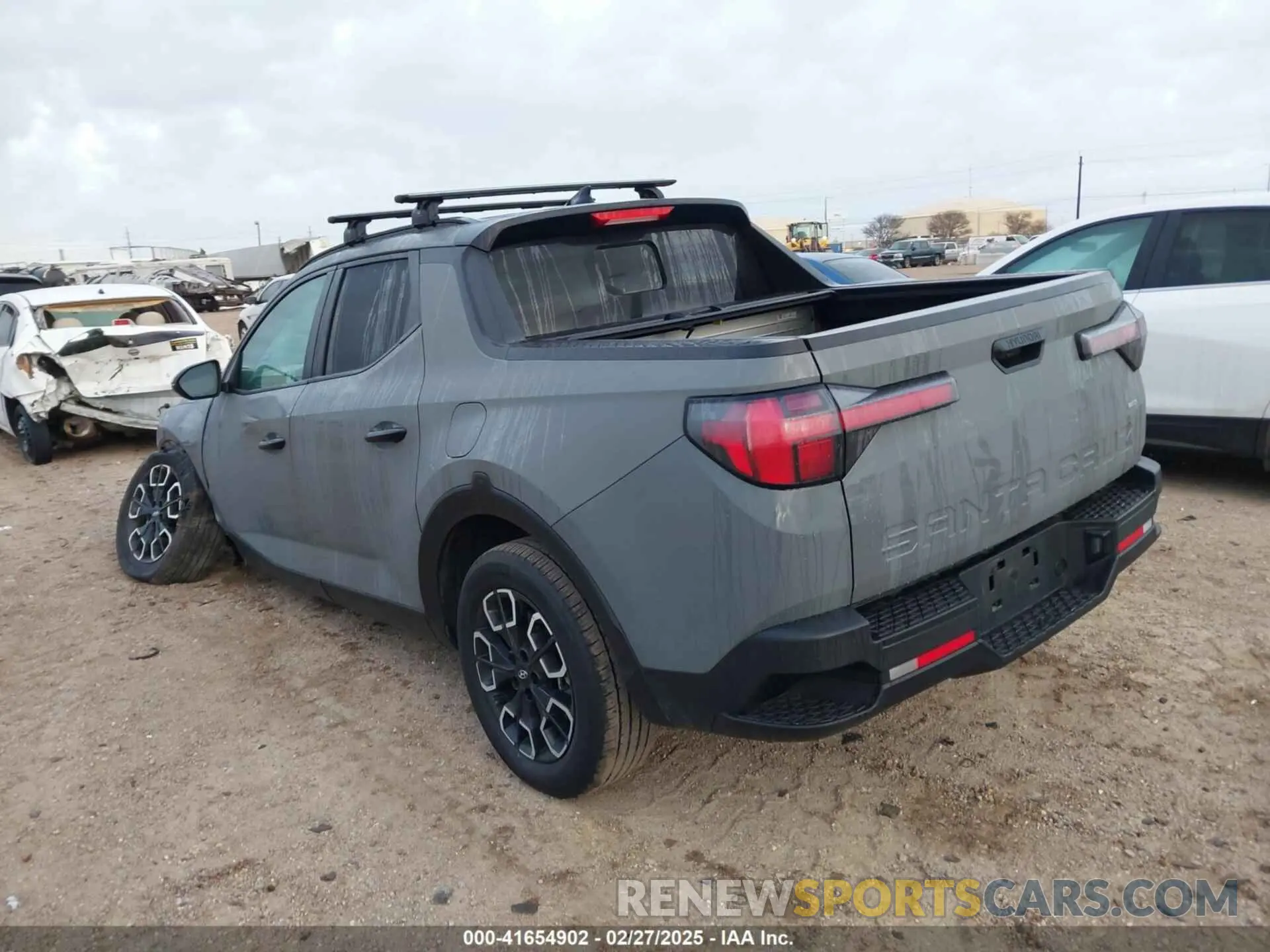 14 Photograph of a damaged car 5NTJCDDEXRH118955 HYUNDAI SANTA CRUZ 2024
