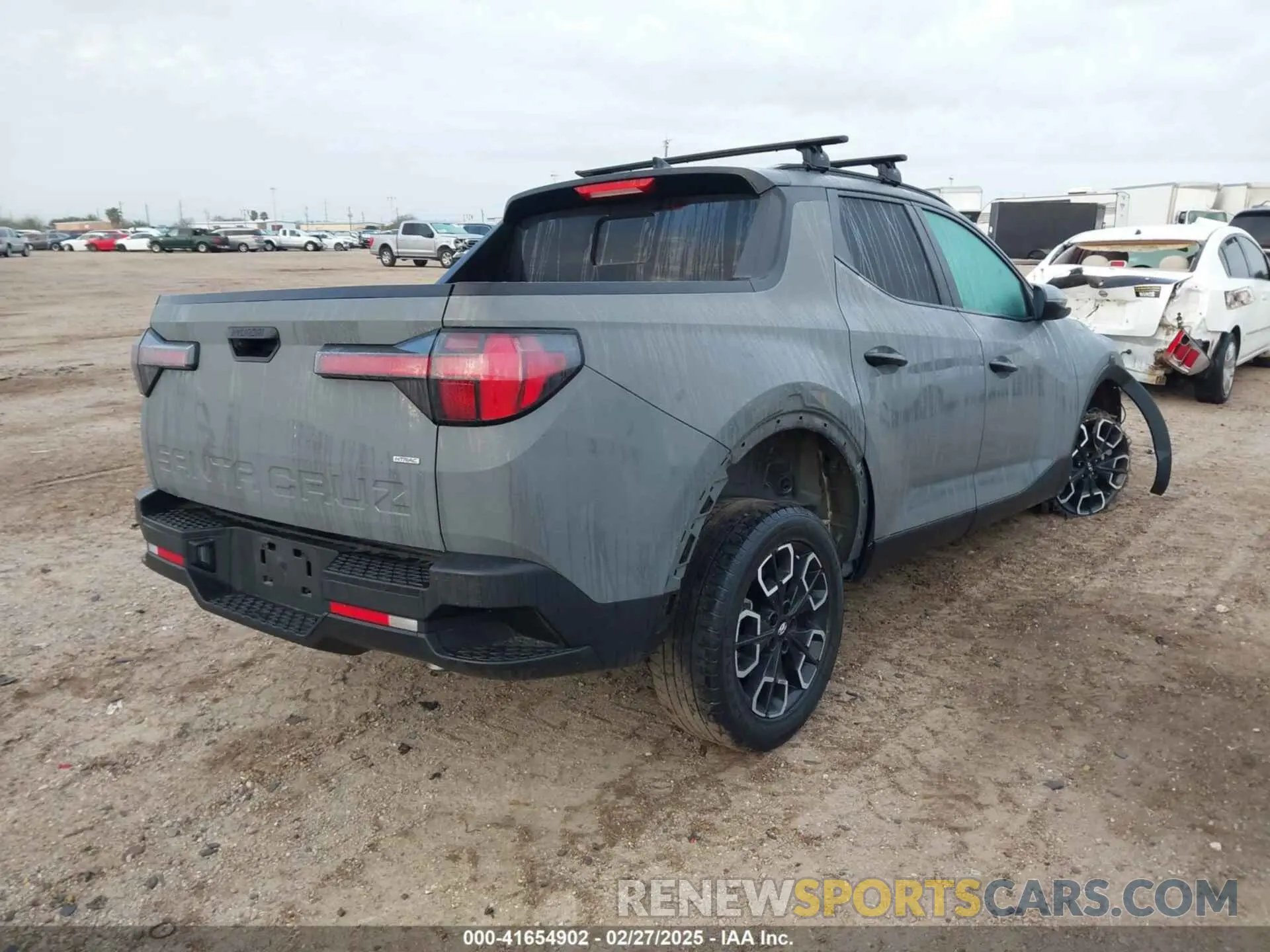 4 Photograph of a damaged car 5NTJCDDEXRH118955 HYUNDAI SANTA CRUZ 2024