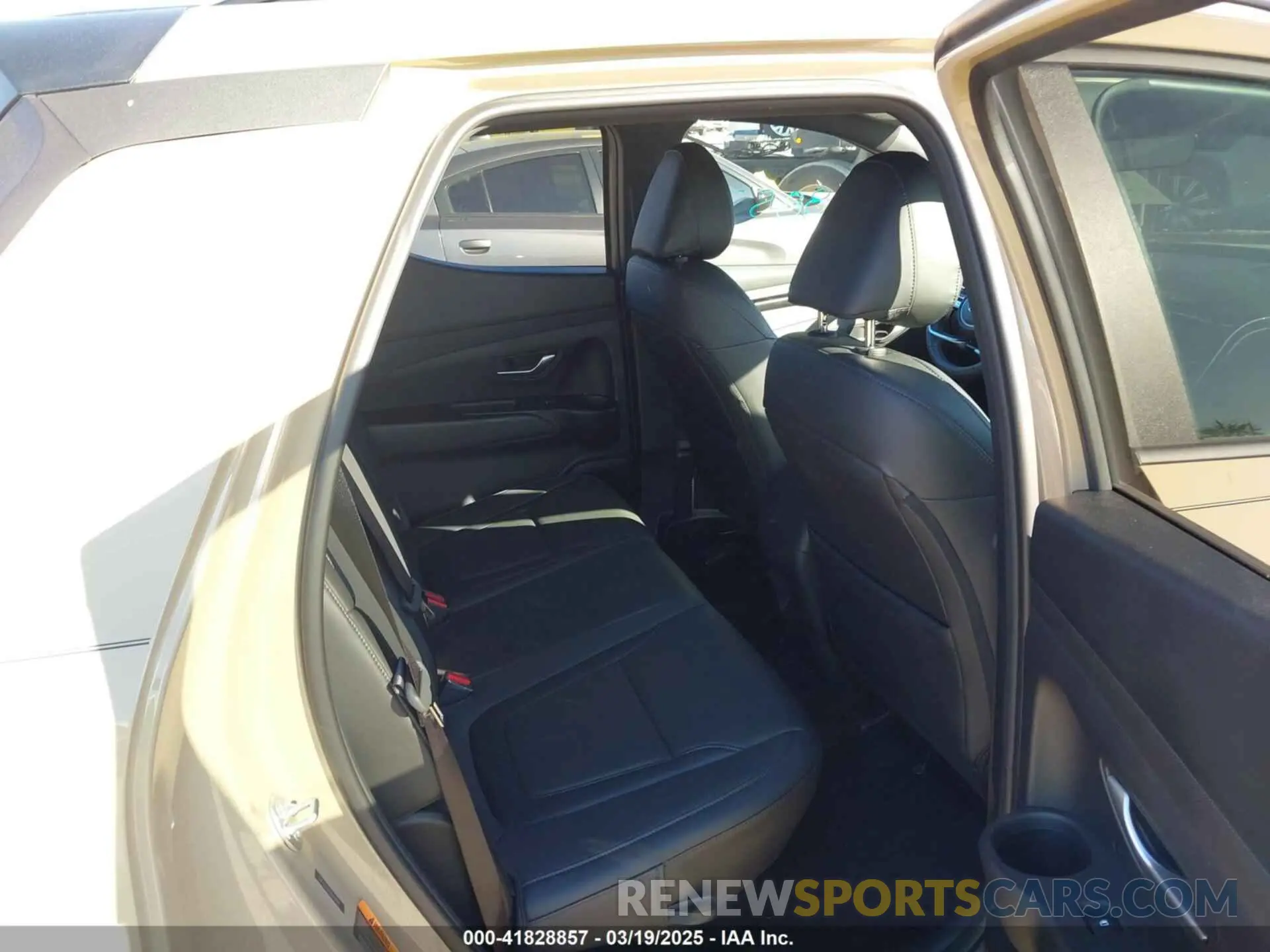 8 Photograph of a damaged car 5NTJDDAF0RH100197 HYUNDAI SANTA CRUZ 2024