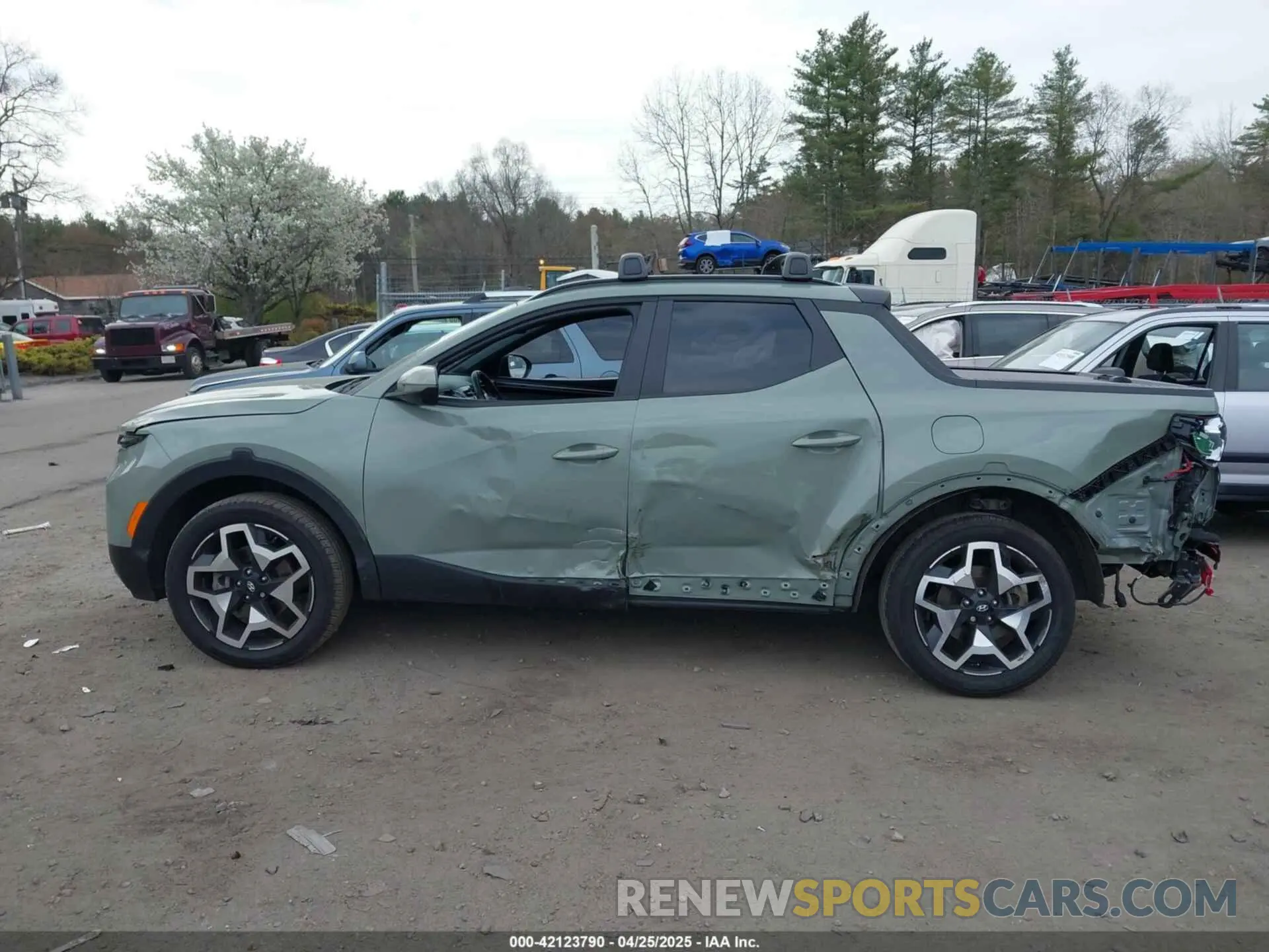 14 Photograph of a damaged car 5NTJEDAF3RH086146 HYUNDAI SANTA CRUZ 2024