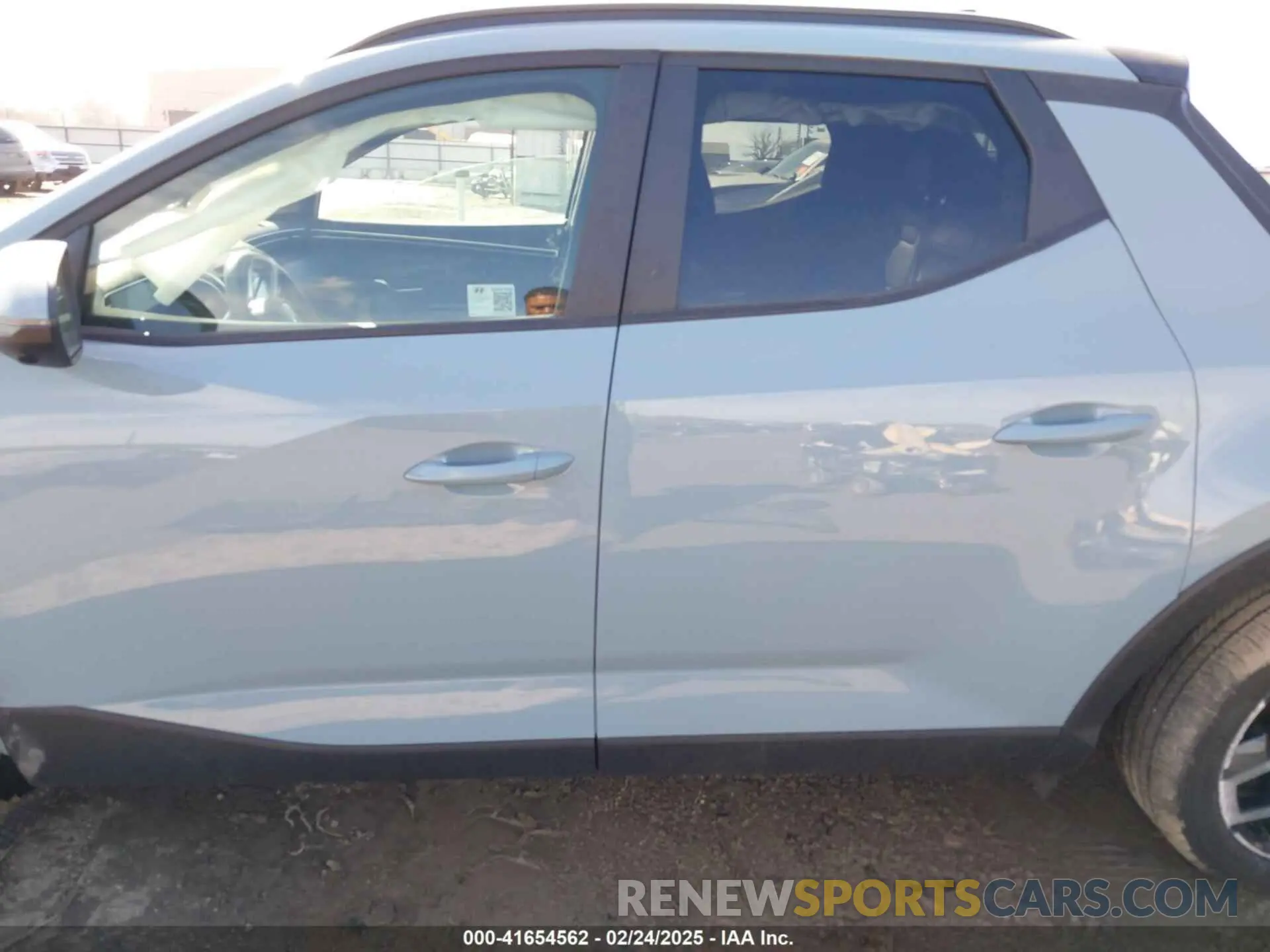 13 Photograph of a damaged car 5NTJEDDF9RH123146 HYUNDAI SANTA CRUZ 2024