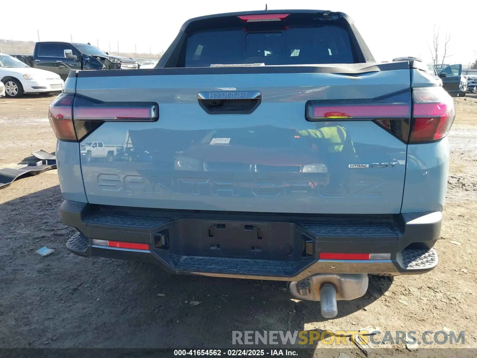 15 Photograph of a damaged car 5NTJEDDF9RH123146 HYUNDAI SANTA CRUZ 2024