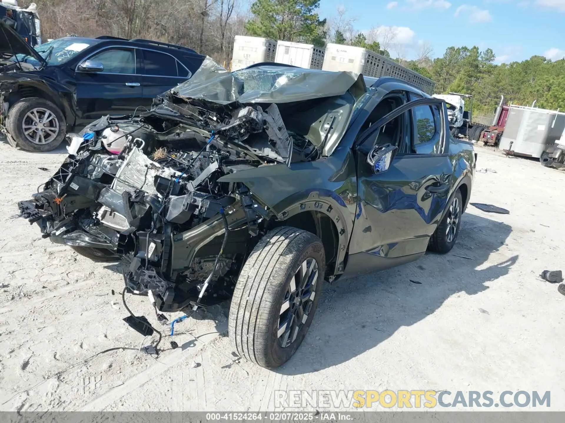 2 Photograph of a damaged car 5NTJBDDE4SH129880 HYUNDAI SANTA CRUZ 2025