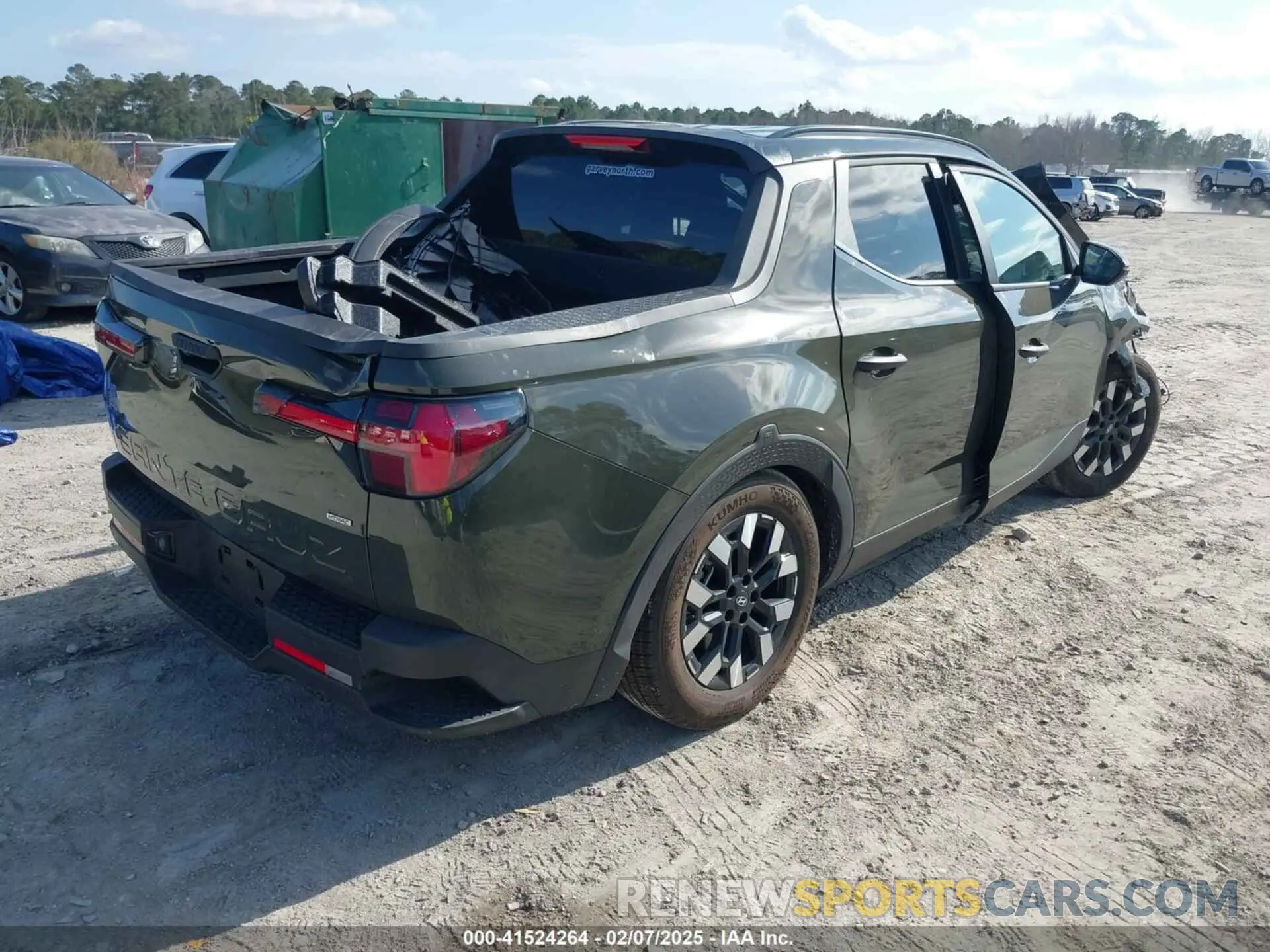 4 Photograph of a damaged car 5NTJBDDE4SH129880 HYUNDAI SANTA CRUZ 2025