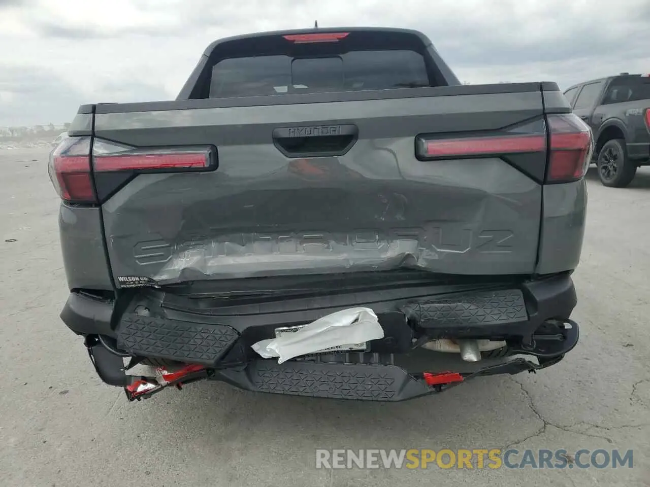 6 Photograph of a damaged car 5NTJC4DE5SH135166 HYUNDAI SANTA CRUZ 2025