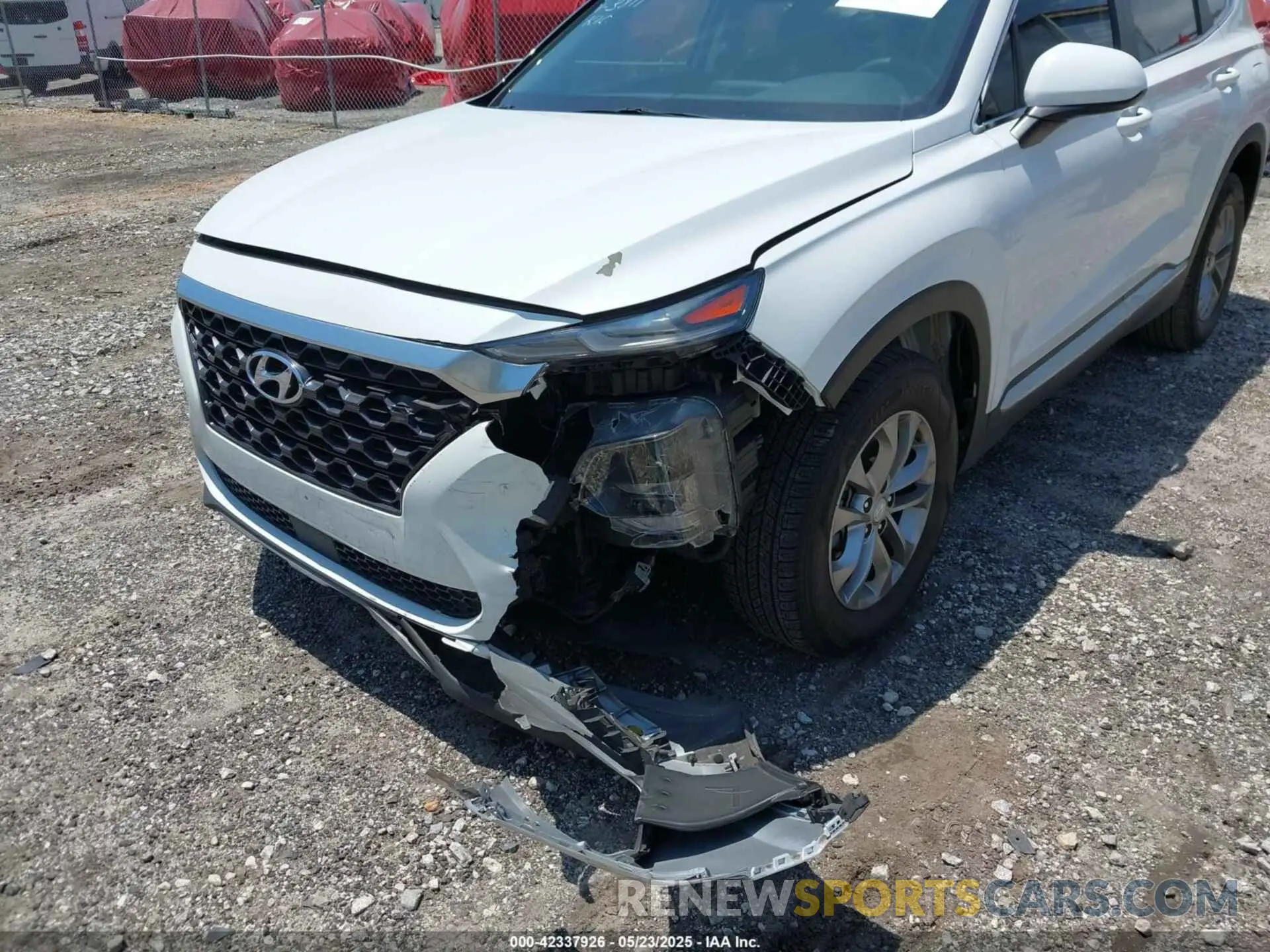 6 Photograph of a damaged car 5NMS23AD0KH013811 HYUNDAI SANTA FE 2019