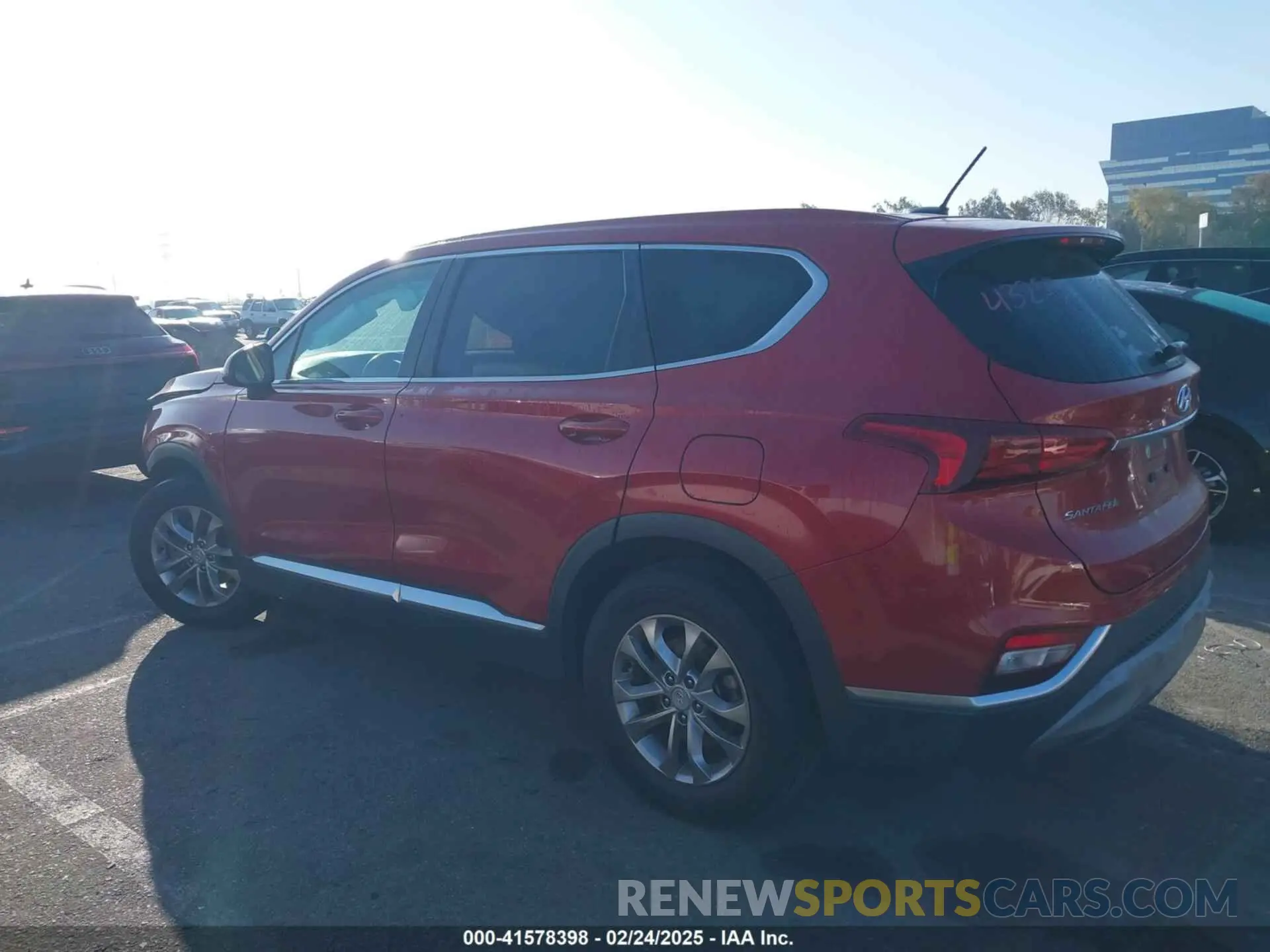 15 Photograph of a damaged car 5NMS23AD0KH073670 HYUNDAI SANTA FE 2019