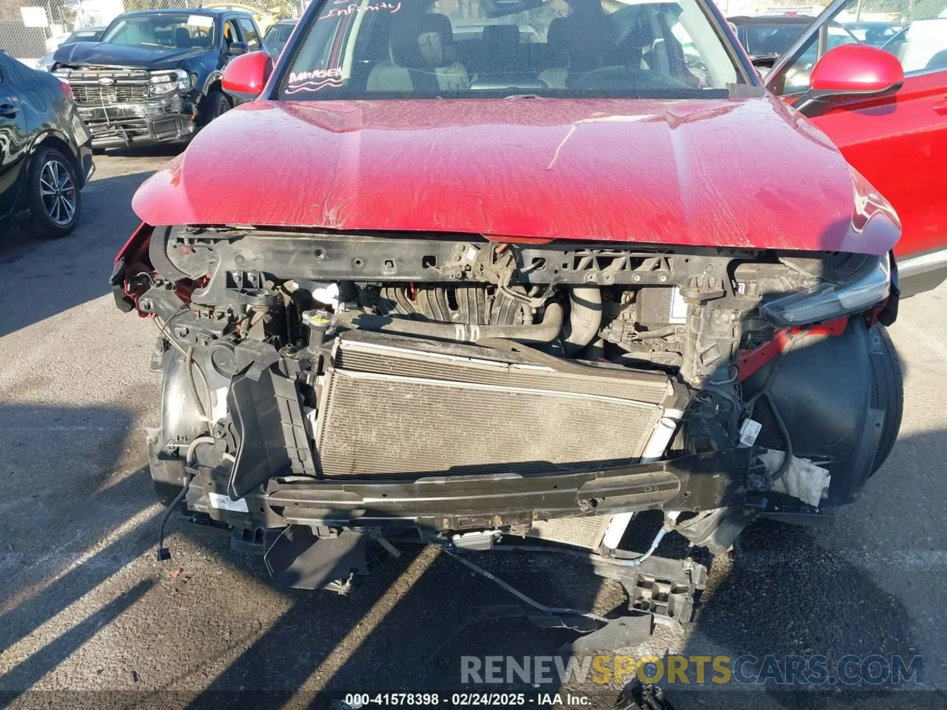 6 Photograph of a damaged car 5NMS23AD0KH073670 HYUNDAI SANTA FE 2019