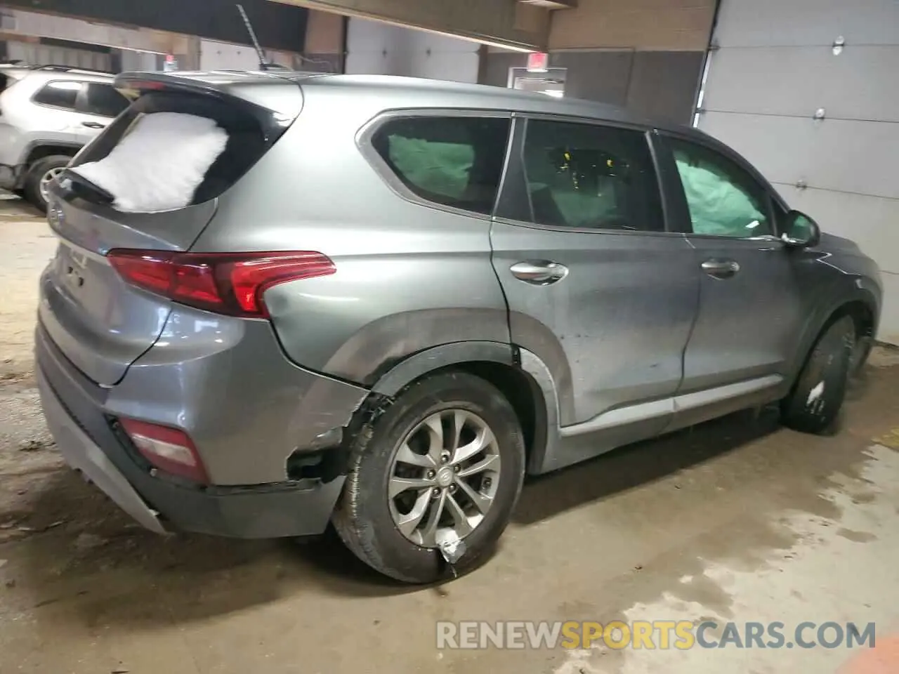 3 Photograph of a damaged car 5NMS23AD0KH079064 HYUNDAI SANTA FE 2019