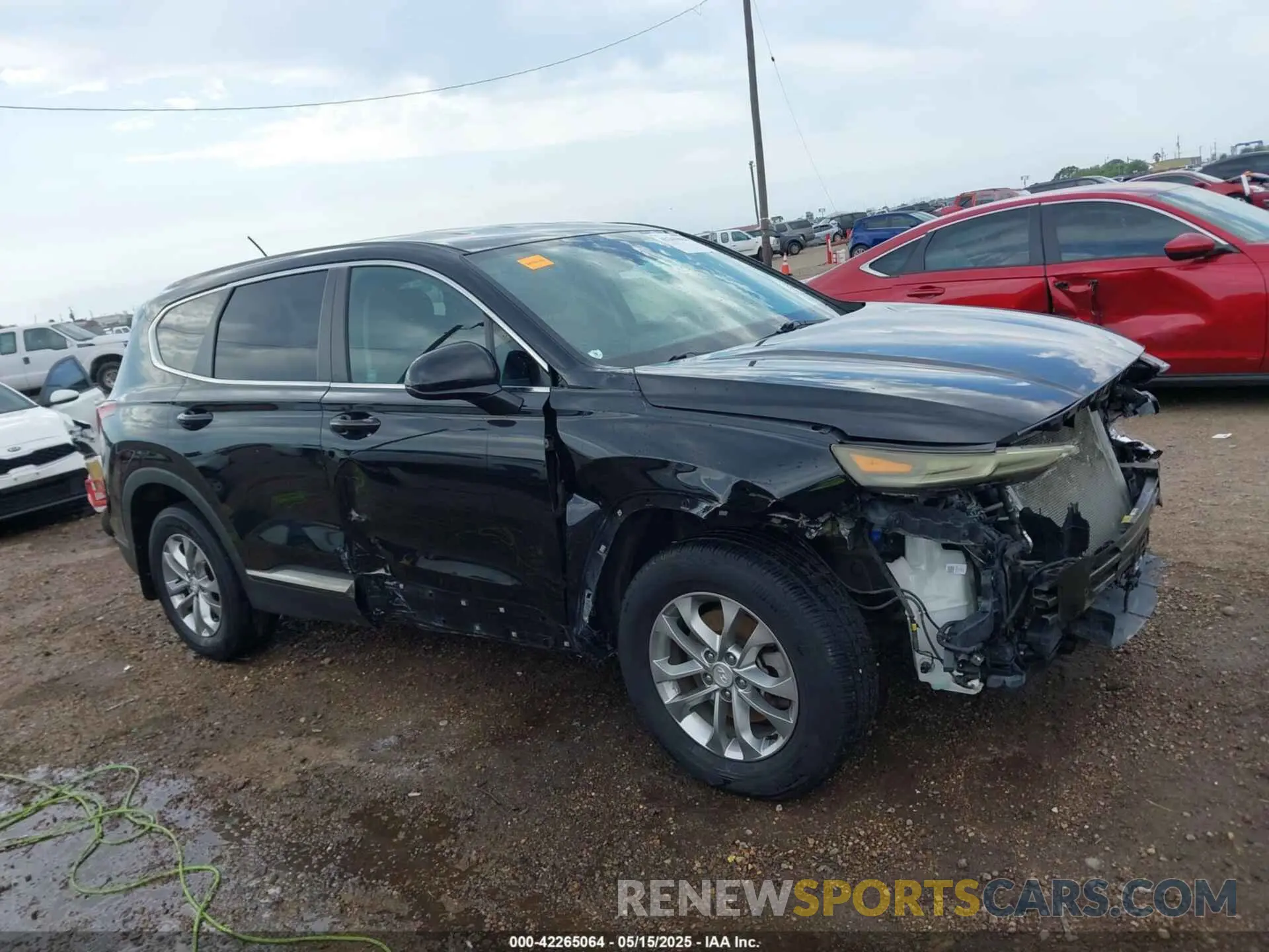 13 Photograph of a damaged car 5NMS23AD0KH122236 HYUNDAI SANTA FE 2019