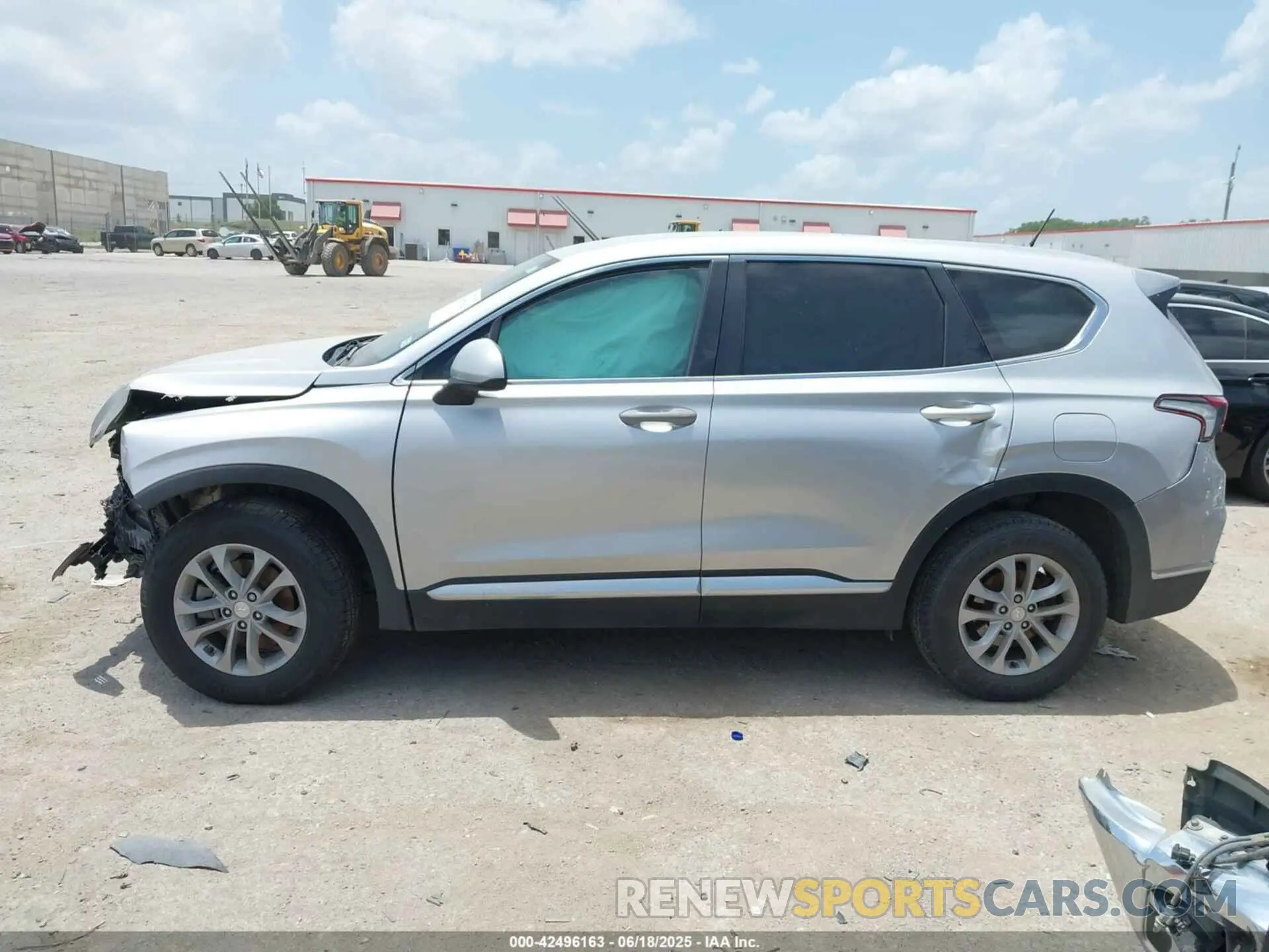 13 Photograph of a damaged car 5NMS23AD1KH015566 HYUNDAI SANTA FE 2019
