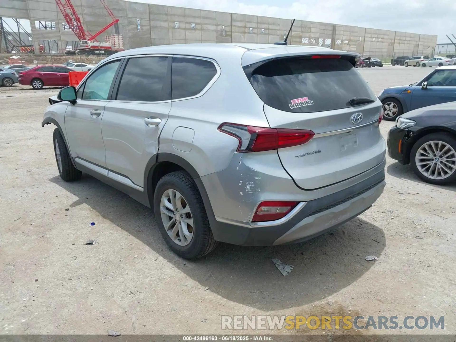 3 Photograph of a damaged car 5NMS23AD1KH015566 HYUNDAI SANTA FE 2019