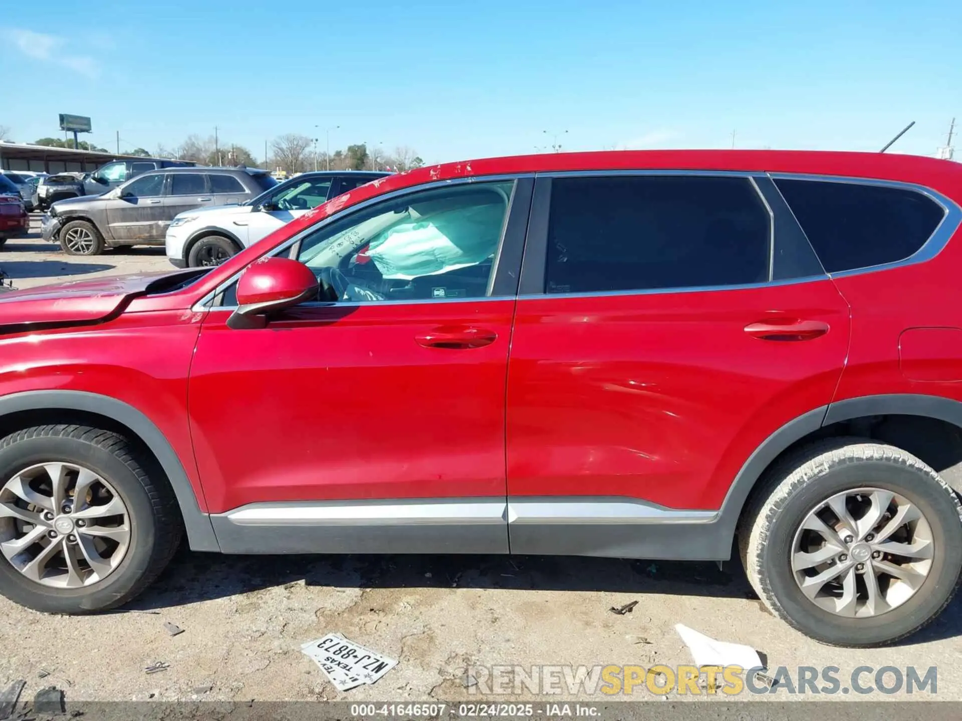 14 Photograph of a damaged car 5NMS23AD1KH086444 HYUNDAI SANTA FE 2019