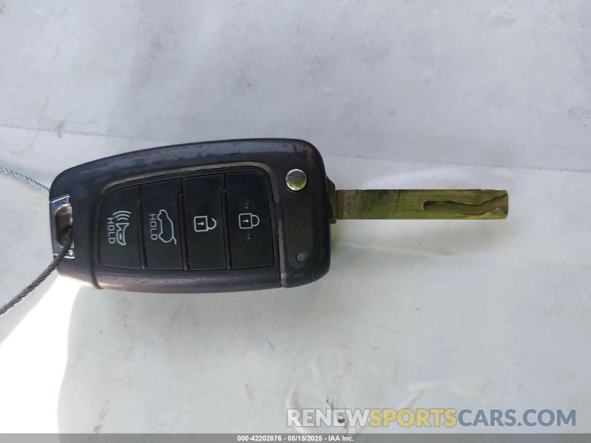 11 Photograph of a damaged car 5NMS23AD2KH010649 HYUNDAI SANTA FE 2019