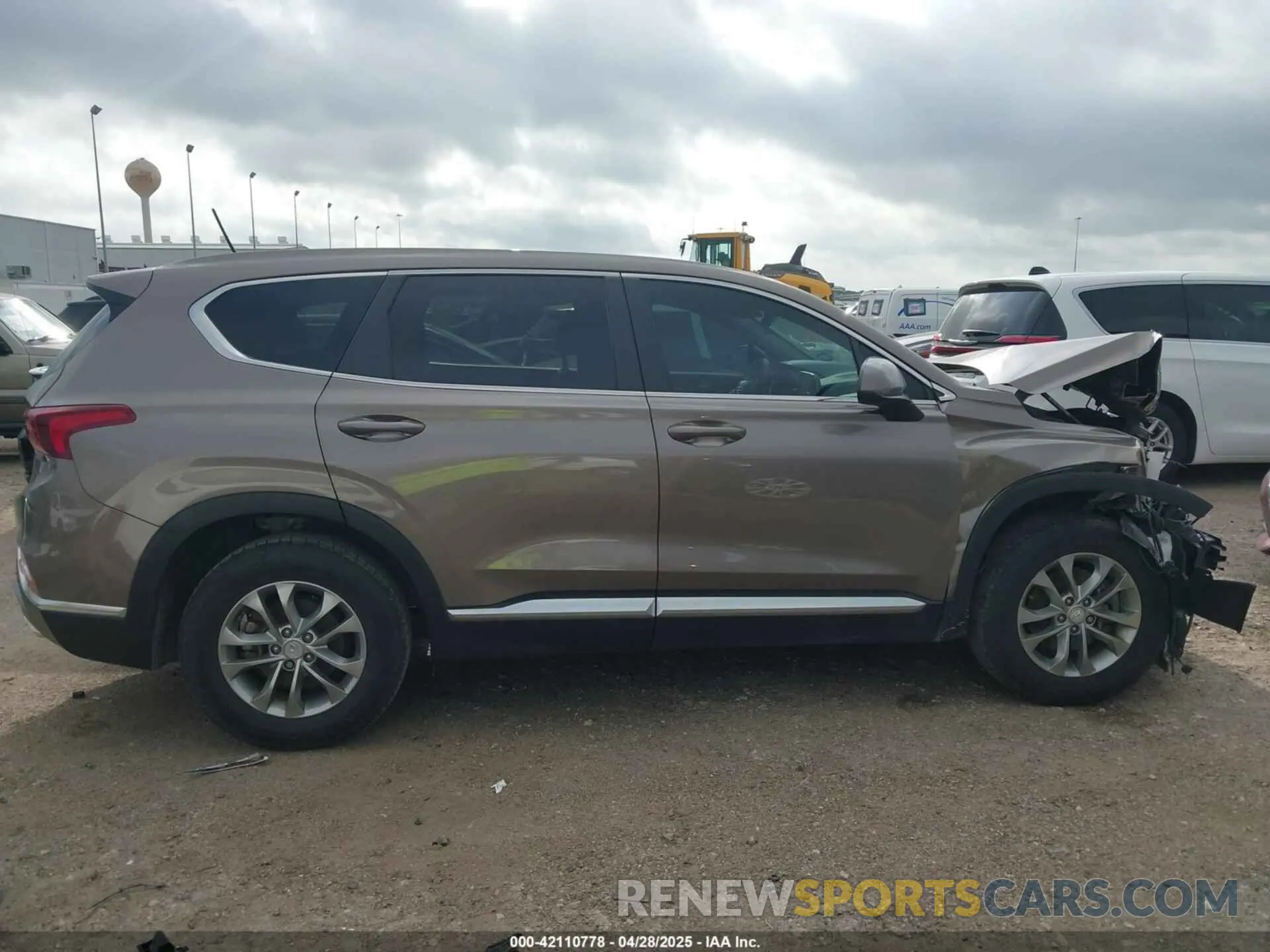 14 Photograph of a damaged car 5NMS23AD2KH014037 HYUNDAI SANTA FE 2019