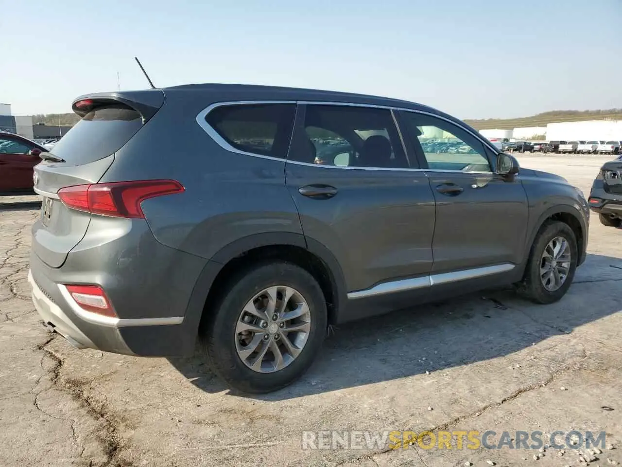 3 Photograph of a damaged car 5NMS23AD2KH085853 HYUNDAI SANTA FE 2019