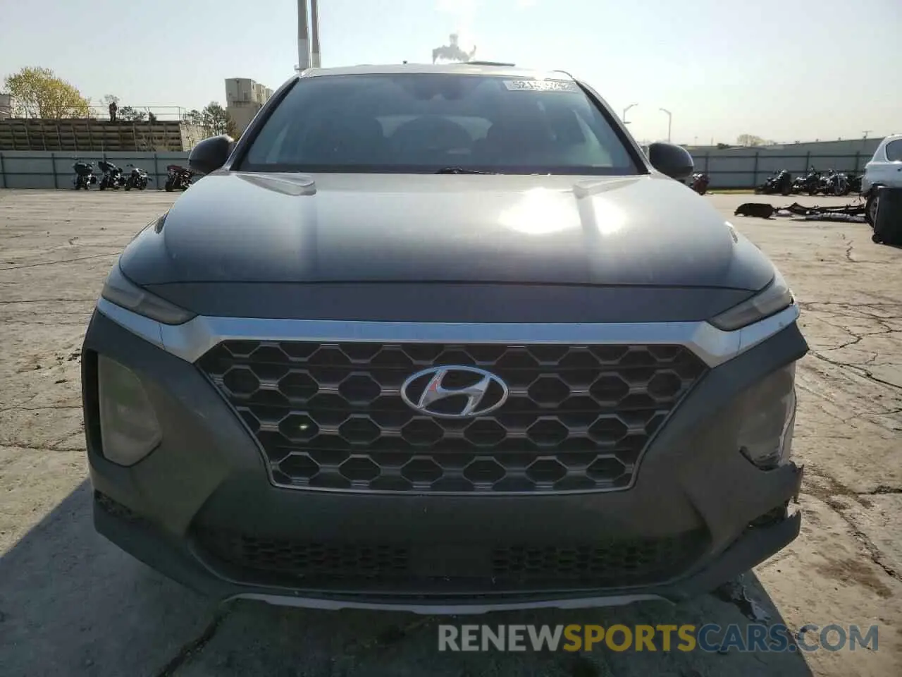5 Photograph of a damaged car 5NMS23AD2KH085853 HYUNDAI SANTA FE 2019