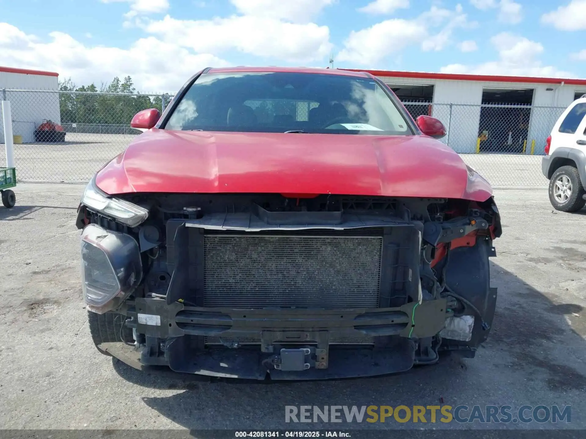 13 Photograph of a damaged car 5NMS23AD2KH126160 HYUNDAI SANTA FE 2019