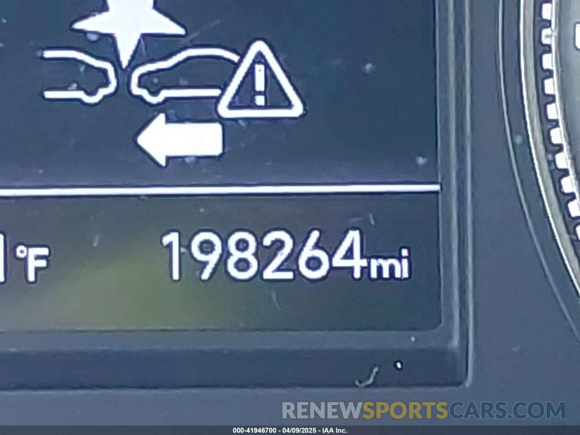 15 Photograph of a damaged car 5NMS23AD3KH030862 HYUNDAI SANTA FE 2019
