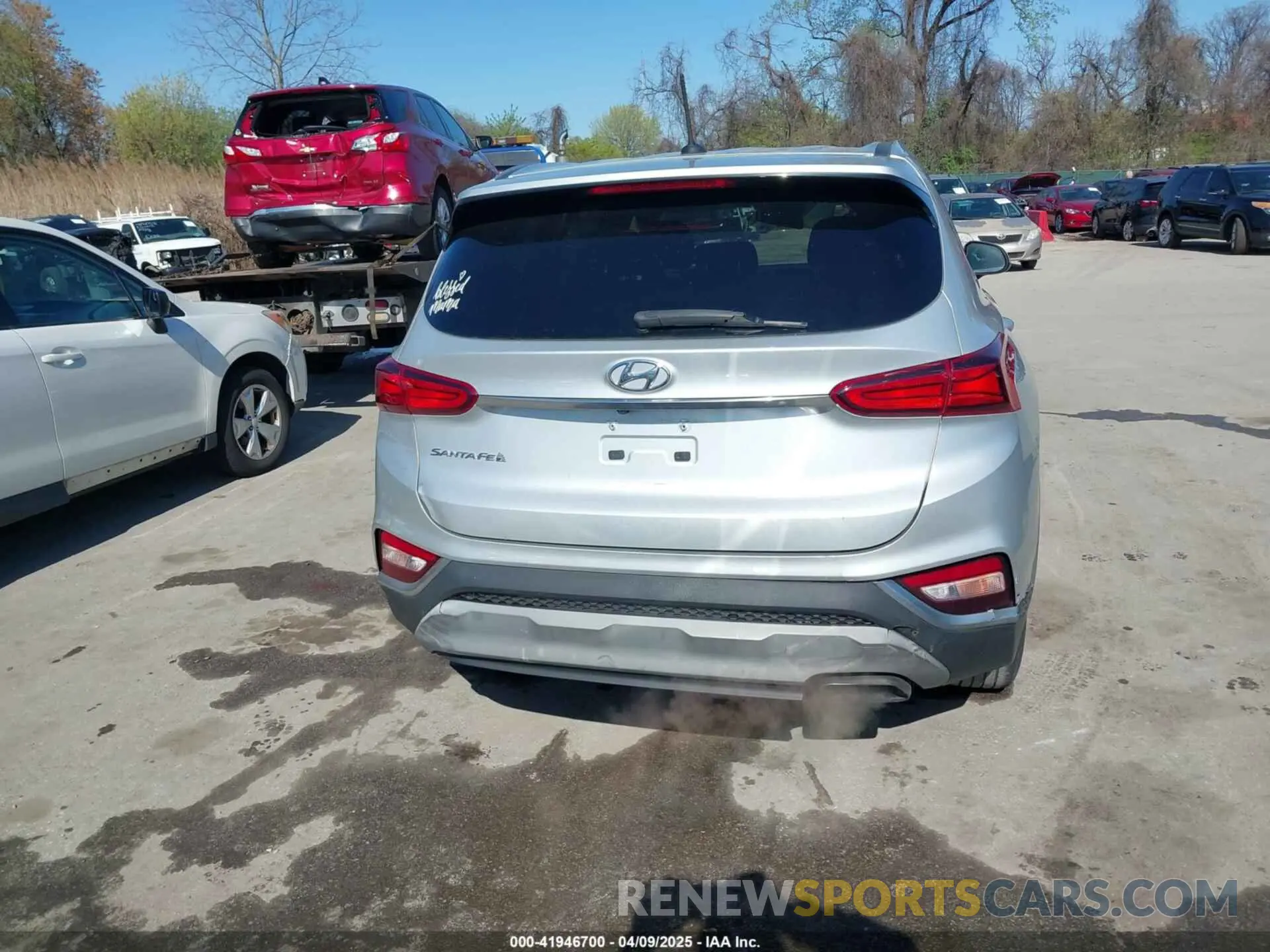 16 Photograph of a damaged car 5NMS23AD3KH030862 HYUNDAI SANTA FE 2019
