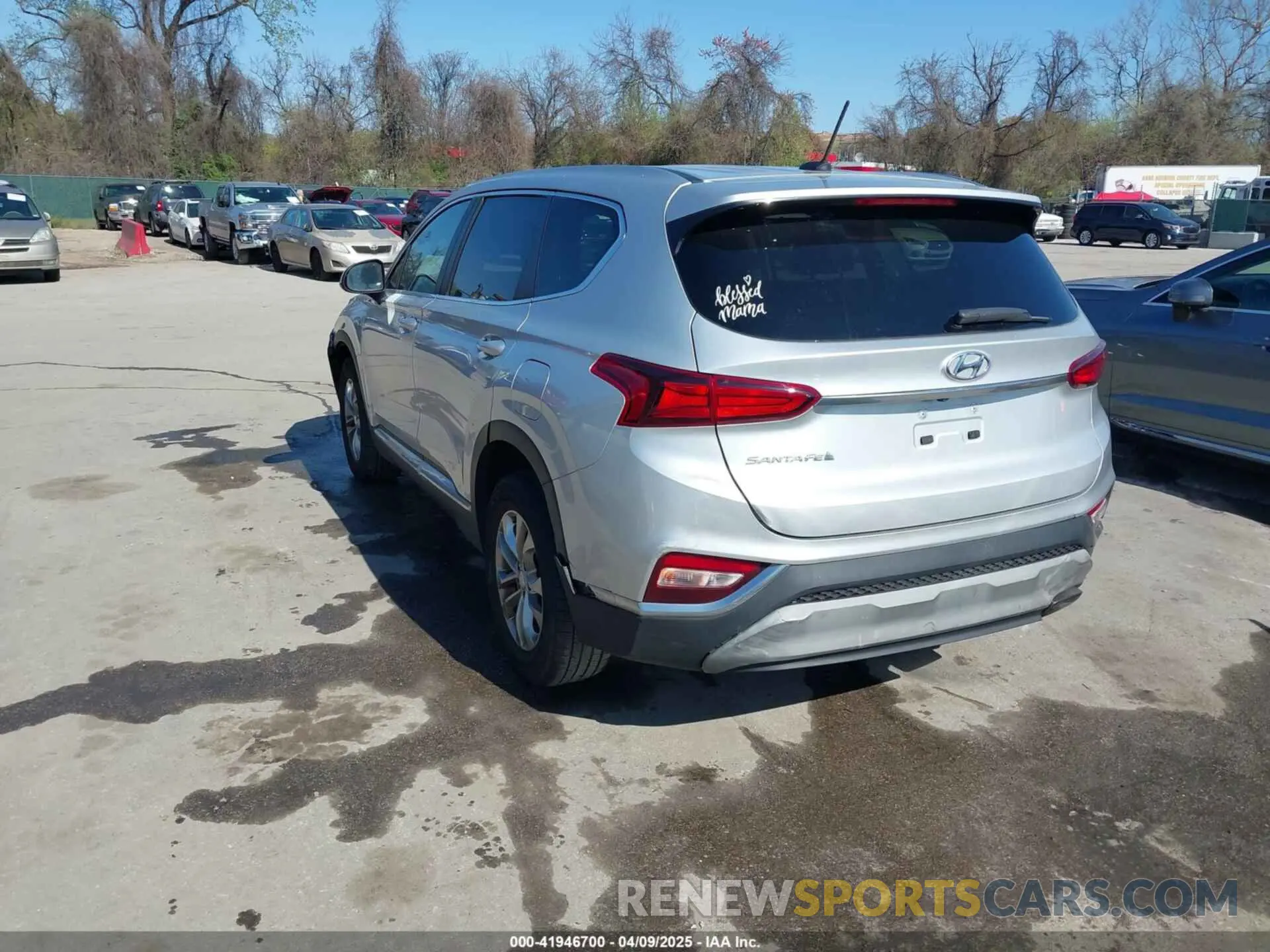 3 Photograph of a damaged car 5NMS23AD3KH030862 HYUNDAI SANTA FE 2019