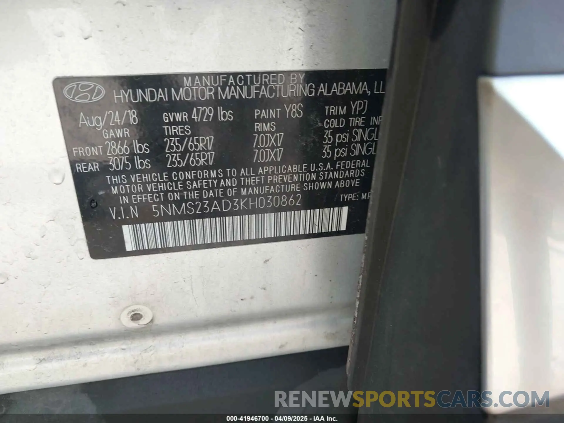 9 Photograph of a damaged car 5NMS23AD3KH030862 HYUNDAI SANTA FE 2019