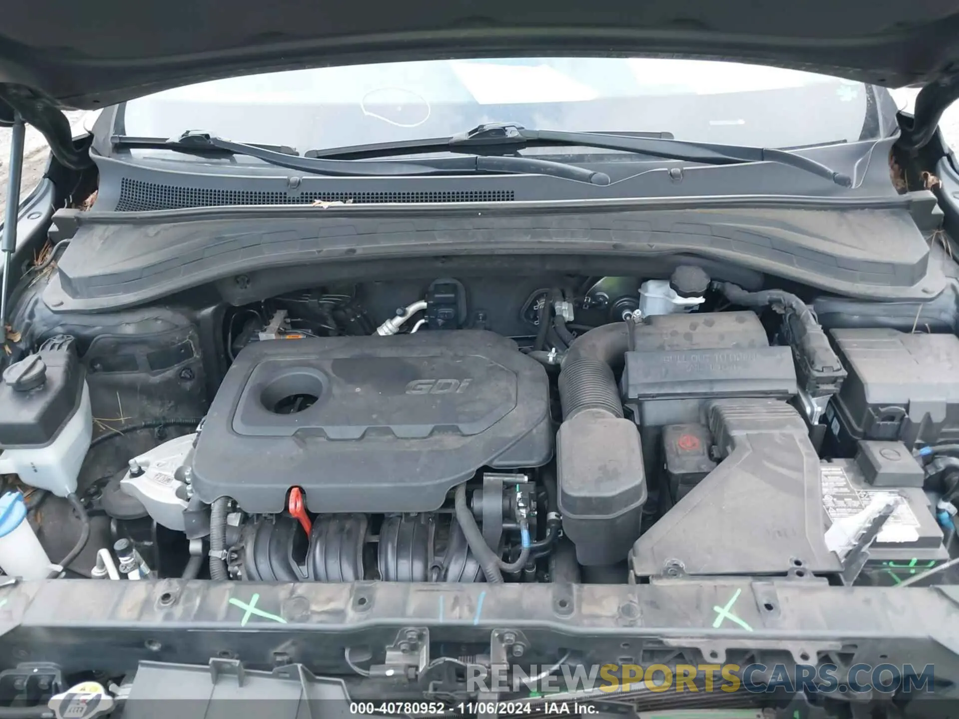 10 Photograph of a damaged car 5NMS23AD3KH064655 HYUNDAI SANTA FE 2019