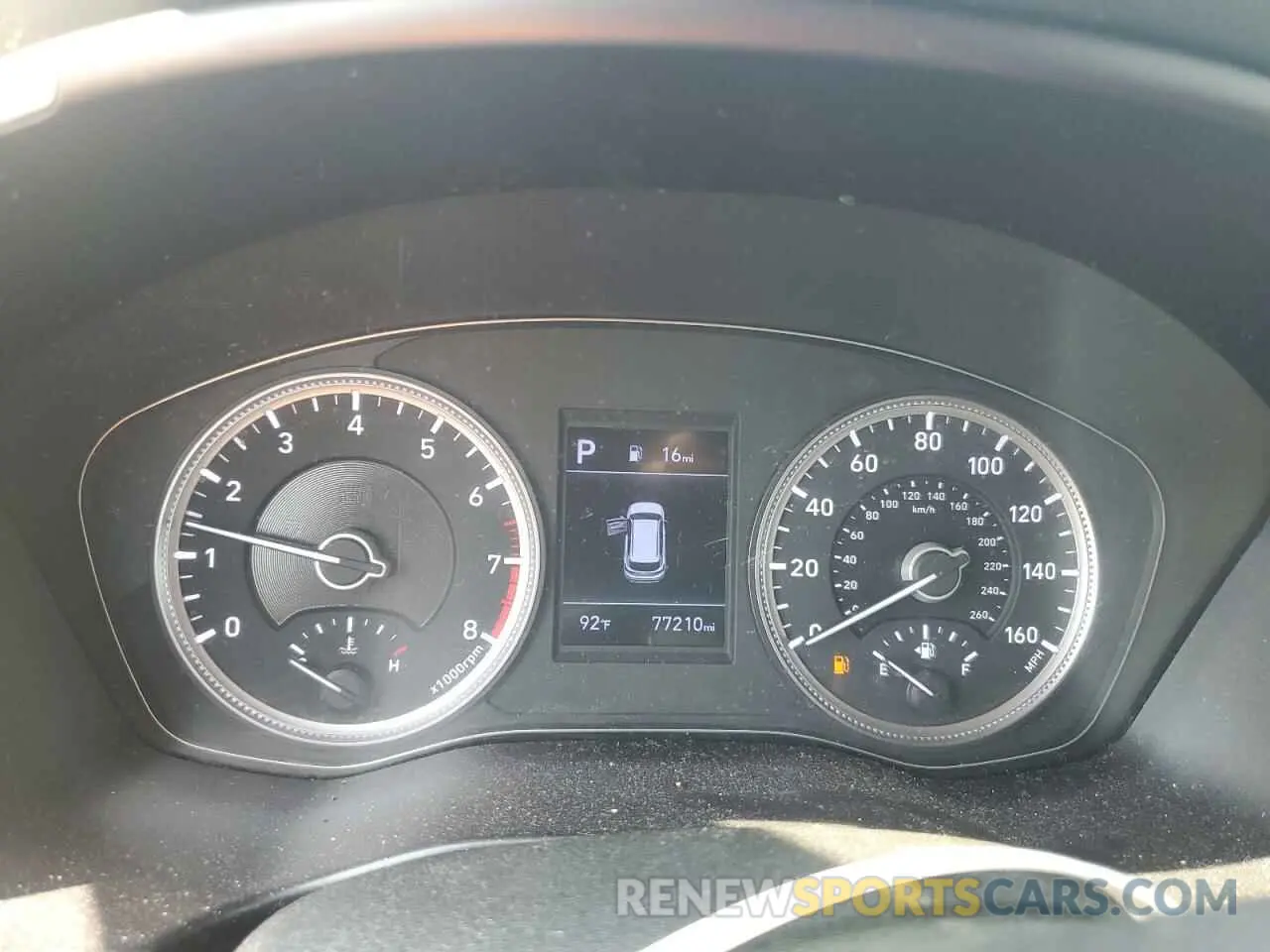 9 Photograph of a damaged car 5NMS23AD4KH033124 HYUNDAI SANTA FE 2019