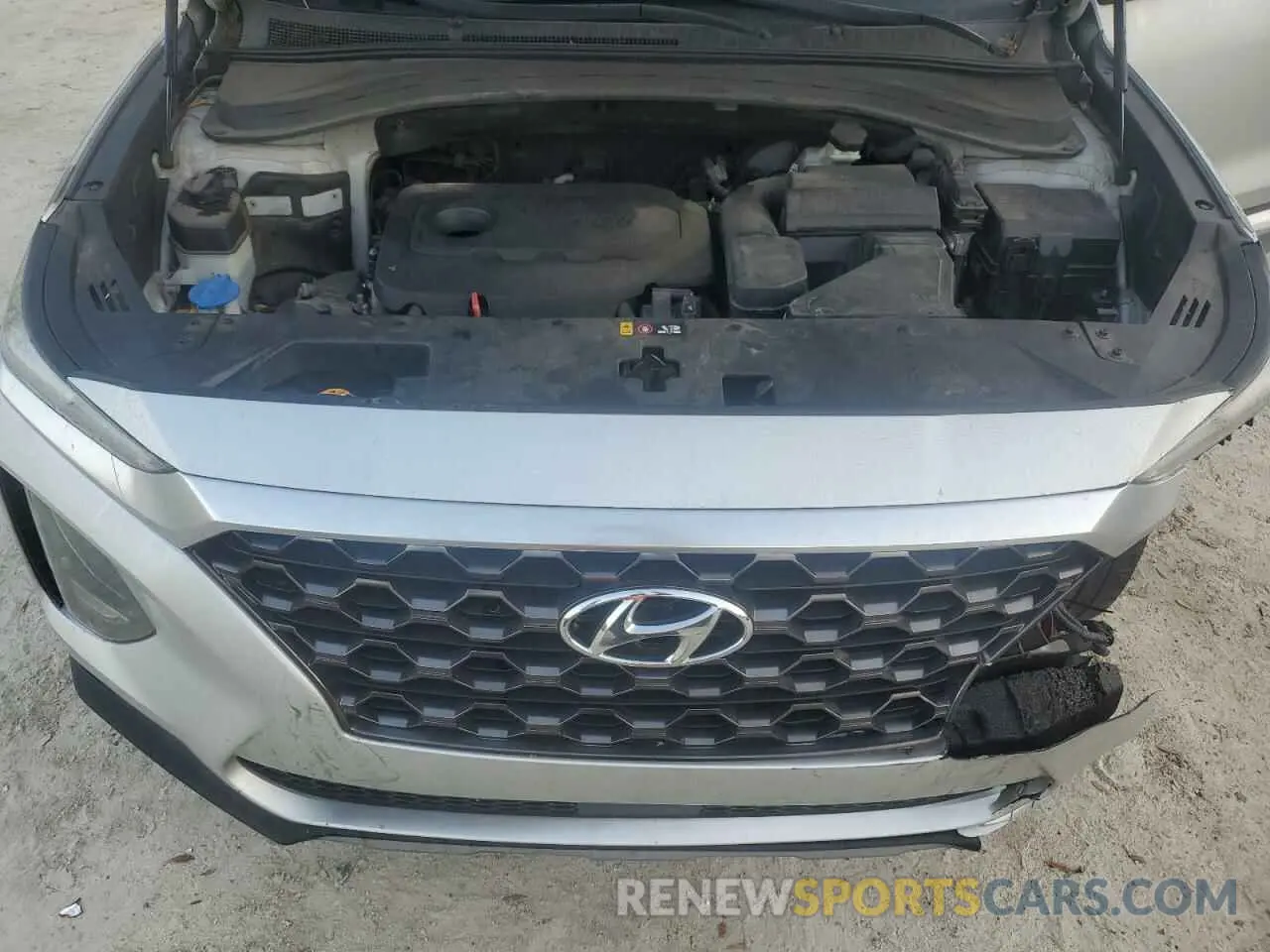 11 Photograph of a damaged car 5NMS23AD4KH041076 HYUNDAI SANTA FE 2019